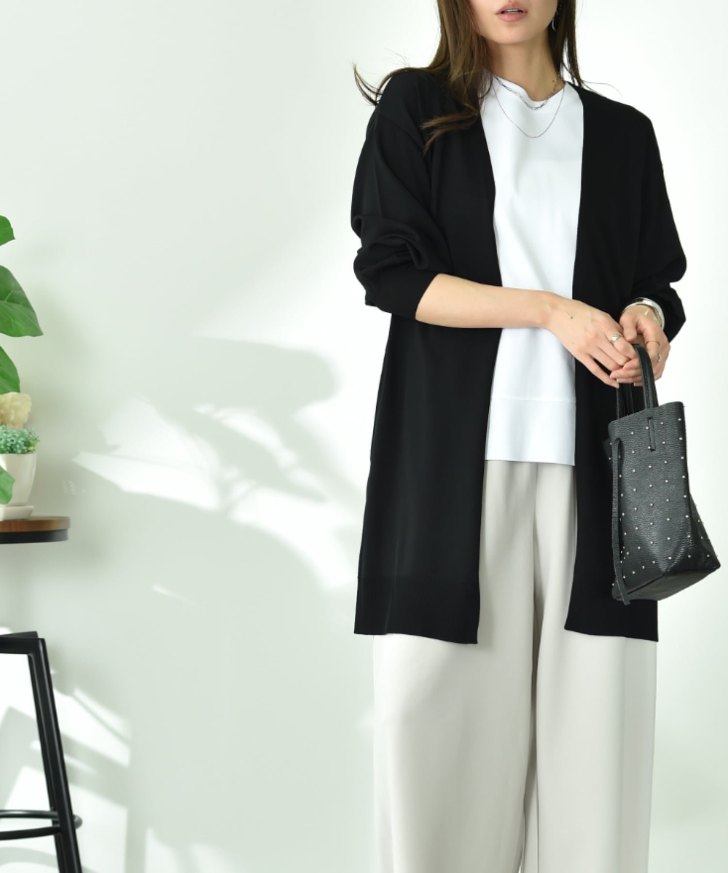 【インタープラネット/INTERPLANET】の【マシーンウォッシャブル・UV・接触冷感】ロングトッパーカーディガン インテリア・キッズ・メンズ・レディースファッション・服の通販 founy(ファニー) 　ファッション　Fashion　レディースファッション　Fashion for Women　トップス・カットソー　Cut & Sew Tops　カーディガン・羽織り　Layered Style Cardigans　レディースパーカー・カジュアルフーディー　Casual Hoodies & Sweatshirts　カーディガン　Cardigan, Knitwear　シンプル　Simple, Minimal　ベーシック　Basic, Essential　ロング　Long, Long-Length　エレガント 上品　Elegant　夏　Summer　ブラック|ID: prp329100004962938 ipo3291000000037231434