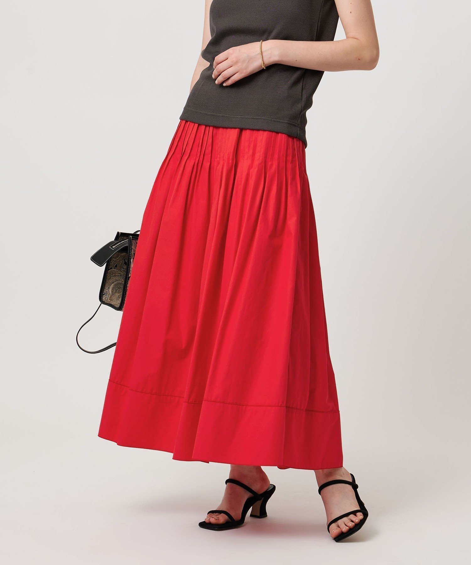 【ユナイテッドアローズ/UNITED ARROWS】のコットンシルク シルキータックフレアスカート - ウォッシャブル - インテリア・キッズ・メンズ・レディースファッション・服の通販 founy(ファニー) 　ファッション　Fashion　レディースファッション　Fashion for Women　スカート　Skirts　Aライン・フレアスカート　A-Line & Flared Skirts　ウォッシャブル　Machine Washable　カットソー　Cut and Sewn Top　切替　Switching, Contrast Panel　シルク　Silk, 100% Silk　セットアップ　Set-Up, Coordinated Outfit　タイプライター　Typewriter Fabric, Crisp Cotton　フィット　Fit, Slim Fit　フレア　Flare, Flared　ポケット　Pocket, Pocket Detail　アウトレット　Outlet / Clearance　おすすめ　Recommended / Our Picks　エレガント 上品　Elegant　RED|ID: prp329100004962948 ipo3291000000037231479