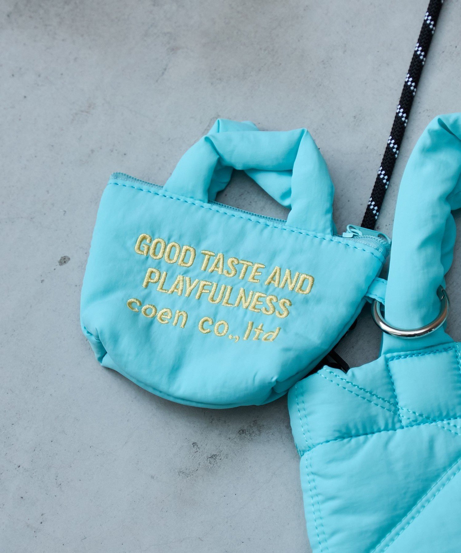 【コーエン/COEN】の【再入荷・新色登場】ロゴ刺繍ミニポーチキーホルダー インテリア・キッズ・メンズ・レディースファッション・服の通販 founy(ファニー) 　ファッション　Fashion　レディースファッション　Fashion for Women　ポーチ&ミニバッグ　Pouches & Mini Bags　イエロー　Yellow　オレンジ　Orange　キルト　Quilt, Quilted Fabric　キーホルダー　Keychain, Key Holder　シルバー　Silver, Metallic Silver　人気　Popular, Best Seller　フォルム　Silhouette, Form　ポケット　Pocket, Pocket Detail　ポーチ　Pouch, Small Case　リップ　Lip, Lip Motif　再入荷　Restock / Back in Stock　おすすめ　Recommended / Our Picks　LIME|ID: prp329100004962979 ipo3291000000037231588