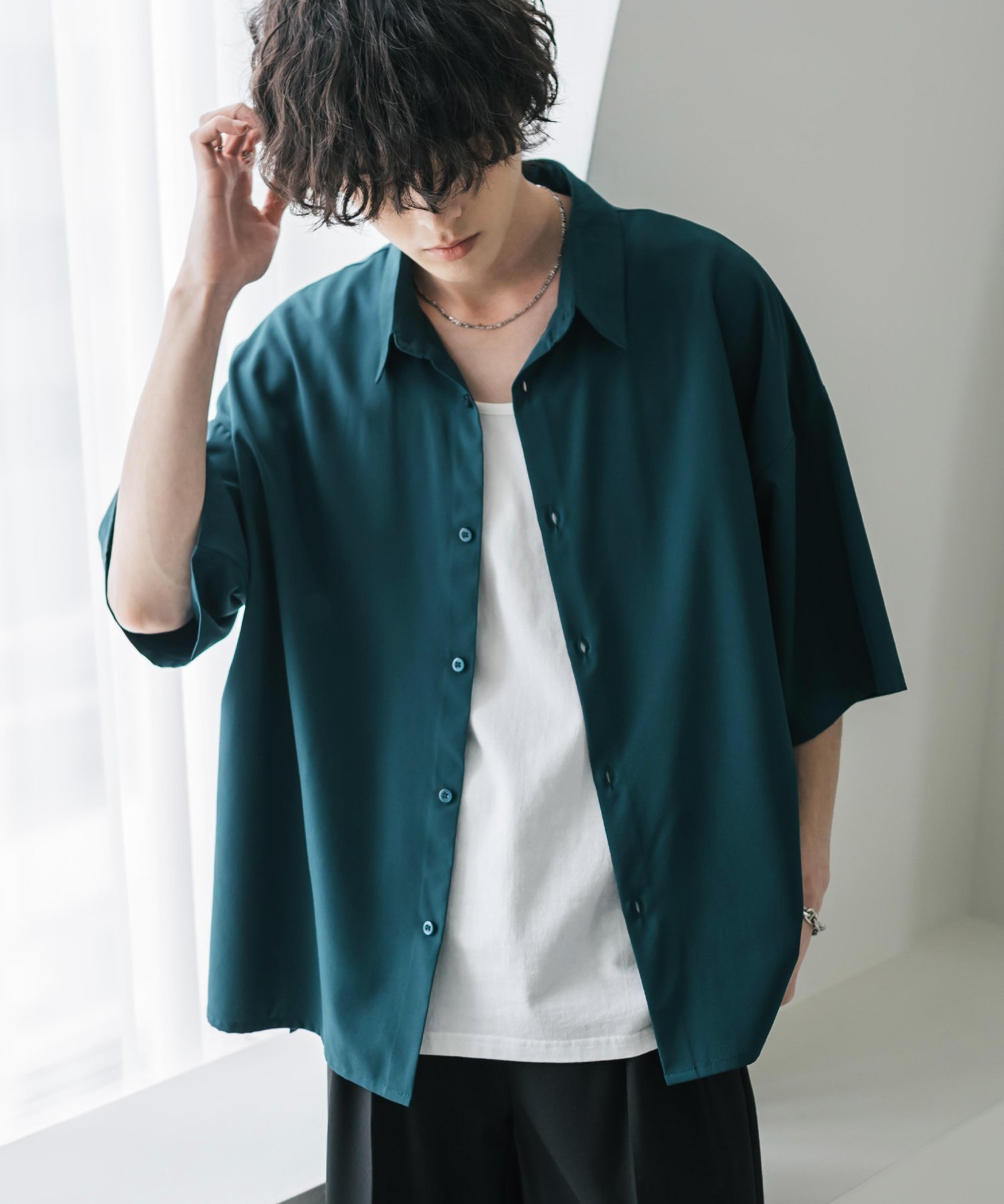 【ロッキーモンロー/Rocky Monroe】の新色追加 接触冷感 とろみビッグシルエット半袖シャツ インテリア・キッズ・メンズ・レディースファッション・服の通販 founy(ファニー) 　ファッション　Fashion　レディースファッション　Fashion for Women　トップス・カットソー　Cut & Sew Tops　シャツ・ブラウス・オフィスカジュアル　Elegant Blouses & Button-Ups　インナー　Innerwear　シルク　Silk, 100% Silk　シンプル　Simple, Minimal　ストレッチ　Stretch, Stretchy Fabric　スリット　Slit, Slit Detail　とろみ　Fluid, Flowy Fabric　ドレープ　Drape, Draping Fabric　定番　Standard, Basic Item　ノースリーブ　Sleeveless, No-Sleeve　バランス　Balance, Style Balance　ビッグ　Big, Oversized　ベーシック　Basic, Essential　半袖　Short Sleeve, Half Sleeve　リラックス　Relax, Relaxed Fit　レギュラー　Regular, Standard Fit　ワイド　Wide, Wide Fit　S/S・春夏　SS, Spring/Summer, Warm Season　再入荷　Restock / Back in Stock　おすすめ　Recommended / Our Picks　夏　Summer　2026年　2026　2026春夏・S/S　Spring/Summer 2026 SS26　B.グリーン|ID: prp329100004963060 ipo3291000000037231962