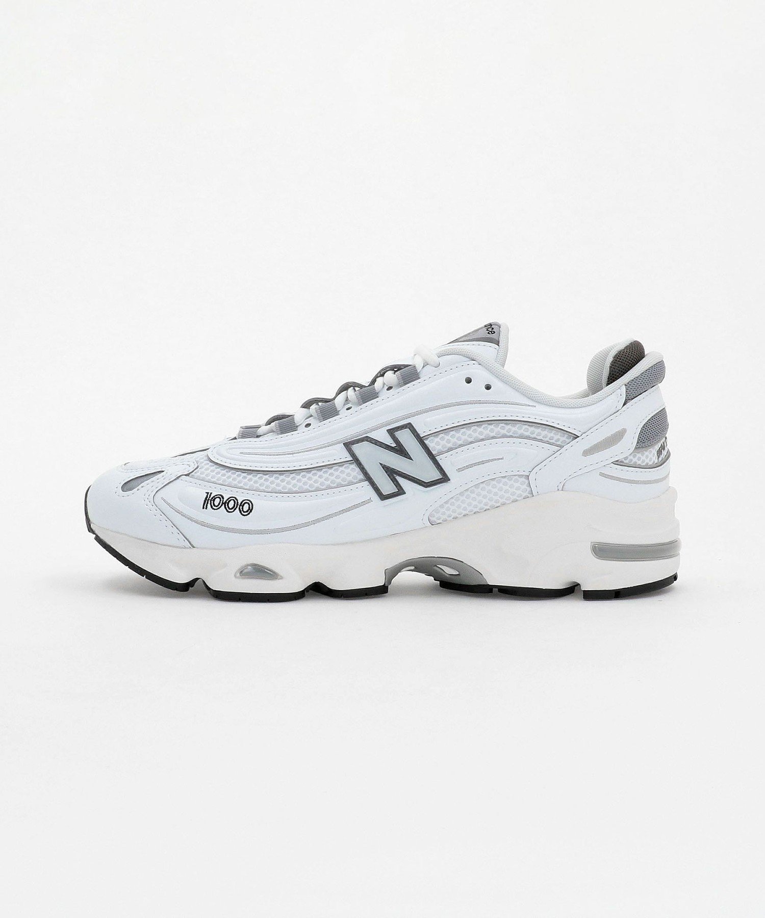 【ビューティ&ユース ユナイテッドアローズ/BEAUTY&YOUTH / UNITED ARROWS / MEN】のNew Balance 1000 スニーカー インテリア・キッズ・メンズ・レディースファッション・服の通販 founy(ファニー) 　ファッション　Fashion　メンズファッション　Fashion for Men　シューズ・靴　Shoes　スニーカー / カジュアルにもスポーティにも　Sneakers & Trainers　クラシック　Classic, Timeless Style　シューズ　Shoes, Footwear　シンプル　Simple, Minimal　スタイリッシュ　Stylish, Fashionable　スニーカー　Sneakers, Trainers　スポーティ　Sporty, Casual Athletic　セットアップ　Set-Up, Coordinated Outfit　デニム　Denim, Jeans Material　バランス　Balance, Style Balance　フィット　Fit, Slim Fit　フォルム　Silhouette, Form　モノトーン　Monotone, Black and White　ワイド　Wide, Wide Fit　WHITE|ID: prp329100004963105 ipo3291000000037232226