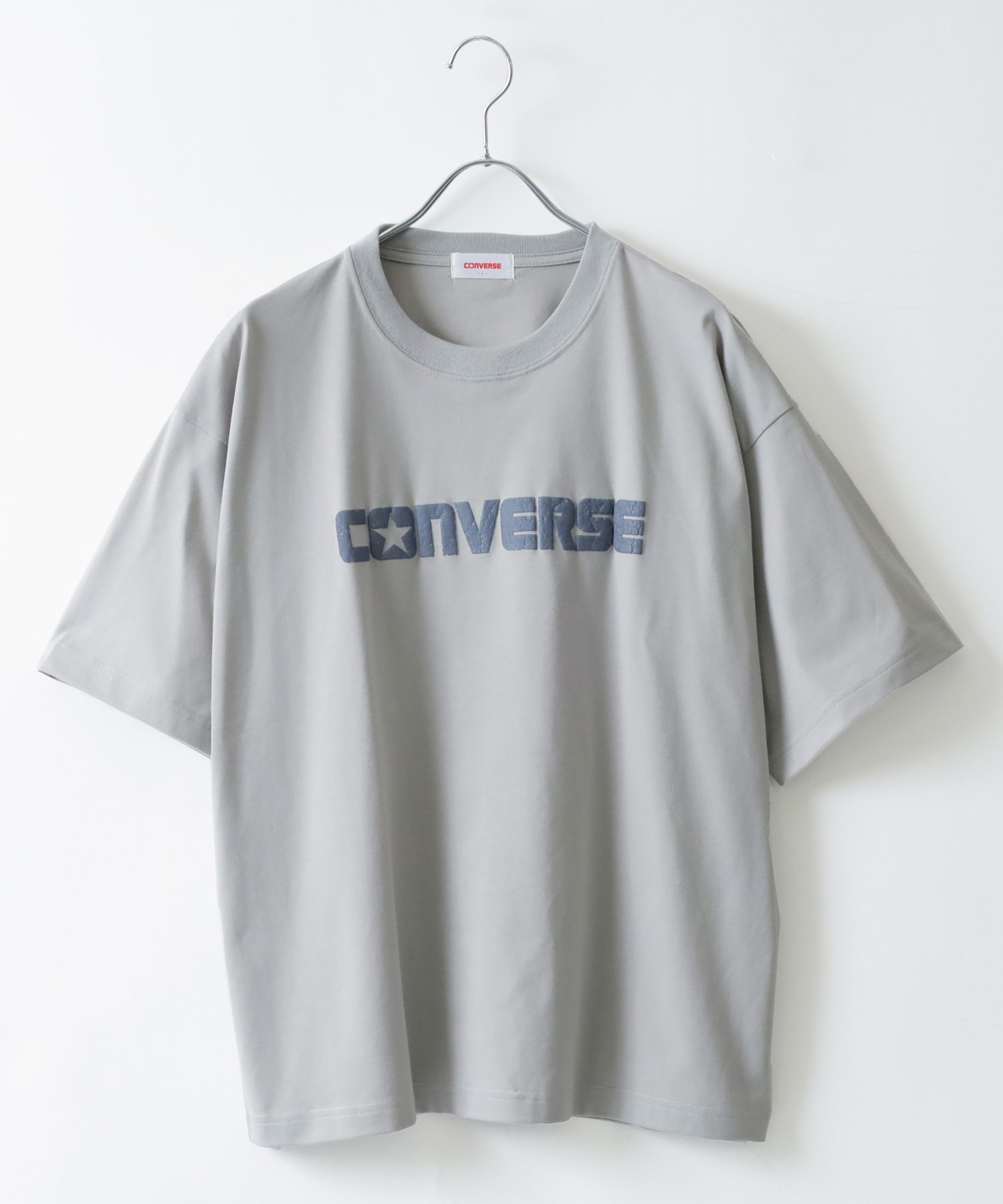 【マルカワ/MARUKAWA】のCONVERSE コンバース Tシャツ メンズ 半袖 クールマックス 発泡 ロゴ インテリア・キッズ・メンズ・レディースファッション・服の通販 founy(ファニー) 　ファッション　Fashion　レディースファッション　Fashion for Women　トップス・カットソー　Cut & Sew Tops　シャツ・ブラウス・オフィスカジュアル　Elegant Blouses & Button-Ups　ロングTシャツ・Tシャツ　Longline T-Shirts & Tees　アウトドア　Outdoor Clothing　春　Spring　カーゴパンツ　Cargo Pants, Utility Pants　キャップ　Cap, Baseball Cap　キャラクター　Character, Licensed Characters　サンダル　Sandals, Summer Shoes　シューズ　Shoes, Footwear　ジャケット　Jacket, Outerwear　スタンダード　Standard, Basic　ストライプ　Stripe, Striped Pattern　スニーカー　Sneakers, Trainers　スポーツ　Sports, Activewear　スラックス　Slacks, Dress Pants　センター　Center, Center Line　デニム　Denim, Jeans Material　トレンド　Trend, Trending Now　定番　Standard, Basic Item　人気　Popular, Best Seller　ビッグ　Big, Oversized　フレア　Flare, Flared　フロント　Front, Front Design　ブルゾン　Blouson, Bomber Jacket　プリント　Print, Printed Pattern　ベーシック　Basic, Essential　ボーダー　Border, Stripe　グレー・ロゴ|ID: prp329100004963130 ipo3291000000037232335