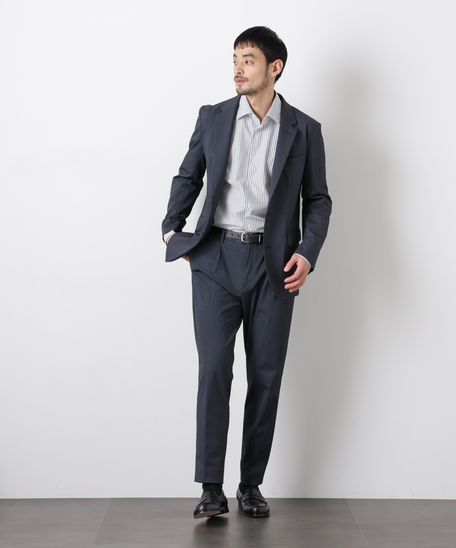 【ナノ ユニバース/nano universe / MEN】の「Damerino」 軽量ジャージーデニムライクストレッチセットアップ インテリア・キッズ・メンズ・レディースファッション・服の通販 founy(ファニー) 　ファッション　Fashion　メンズファッション　Fashion for Men　セットアップ　Matching Sets　イタリア　Italy　インナー　Innerwear　洗える　Machine Washable　カッティング　Cutting Detail　カットソー　Cut and Sewn Top　クラシック　Classic, Timeless Style　軽量　Lightweight, Ultra Light　シャンブレー　Chambray, Denim-Like Fabric　ジャケット　Jacket, Outerwear　ストレッチ　Stretch, Stretchy Fabric　スマート　Smart, Elegant　スーツ　Suit, Formalwear　セットアップ　Set-Up, Coordinated Outfit　定番　Standard, Basic Item　ファブリック　Fabric, Textile　フィット　Fit, Slim Fit　フラップ　Flap, Flap Pocket　フロント　Front, Front Design　ボトム　Bottoms, Lower Wear　ポケット　Pocket, Pocket Detail　リラックス　Relax, Relaxed Fit　おすすめ　Recommended / Our Picks　ビジネス 仕事 通勤　Business / Work / Commuting　2026年　2026　2026春夏・S/S　Spring/Summer 2026 SS26　ネイビー|ID: prp329100004963155 ipo3291000000037232452