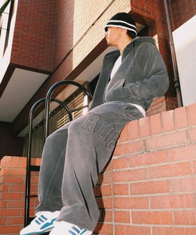 【ハフ/HUF / MEN】のARCH WIDE FLEECE PANT / HUF ハフ スウェットパンツ 人気、トレンドファッション・服の通販 founy(ファニー) ファッション Fashion メンズファッション Fashion for Men ボトムス Bottoms グラフィック Graphic, Graphic Design シンプル Simple, Minimal スピンドル Spindle, Drawcord ドローコード Drawcord, Drawstring Cord 定番 Standard, Basic Item パッチ Patch, Appliqué プリーツ Pleats, Pleated ベスト Vest, Waistcoat ポケット Pocket, Pocket Detail リバーシブル Reversible, Two-Sided ワイド Wide, Wide Fit ワーク Workwear, Utility Style |ID:prp329100004963187