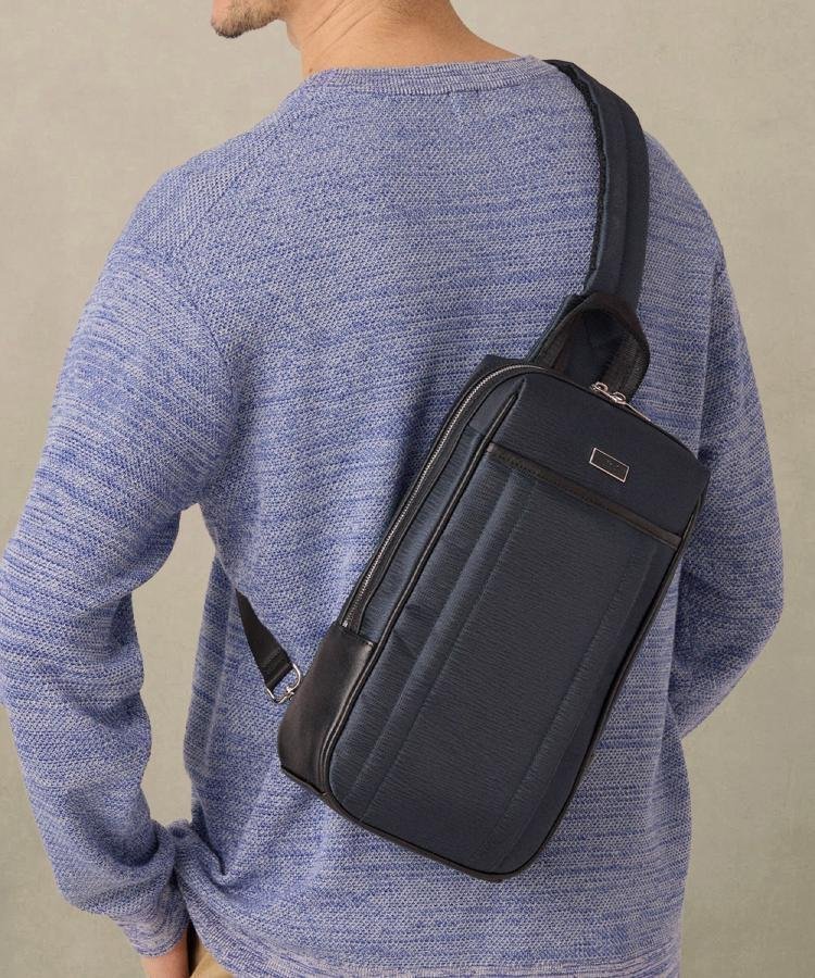 【タケオキクチ/TAKEO KIKUCHI / MEN】の水シボジャカードワンショルダーバッグ インテリア・キッズ・メンズ・レディースファッション・服の通販 founy(ファニー) 　ファッション　Fashion　メンズファッション　Fashion for Men　バッグ　Bags　ショルダー　Shoulder, Shoulder Strap　スマート　Smart, Elegant　スリム　Slim, Slim Fit　プレート　Plate, Dish　ポケット　Pocket, Pocket Detail　エレガント 上品　Elegant　傘　Umbrella, Parasol　ネイビー|ID: prp329100004963199 ipo3291000000037232606