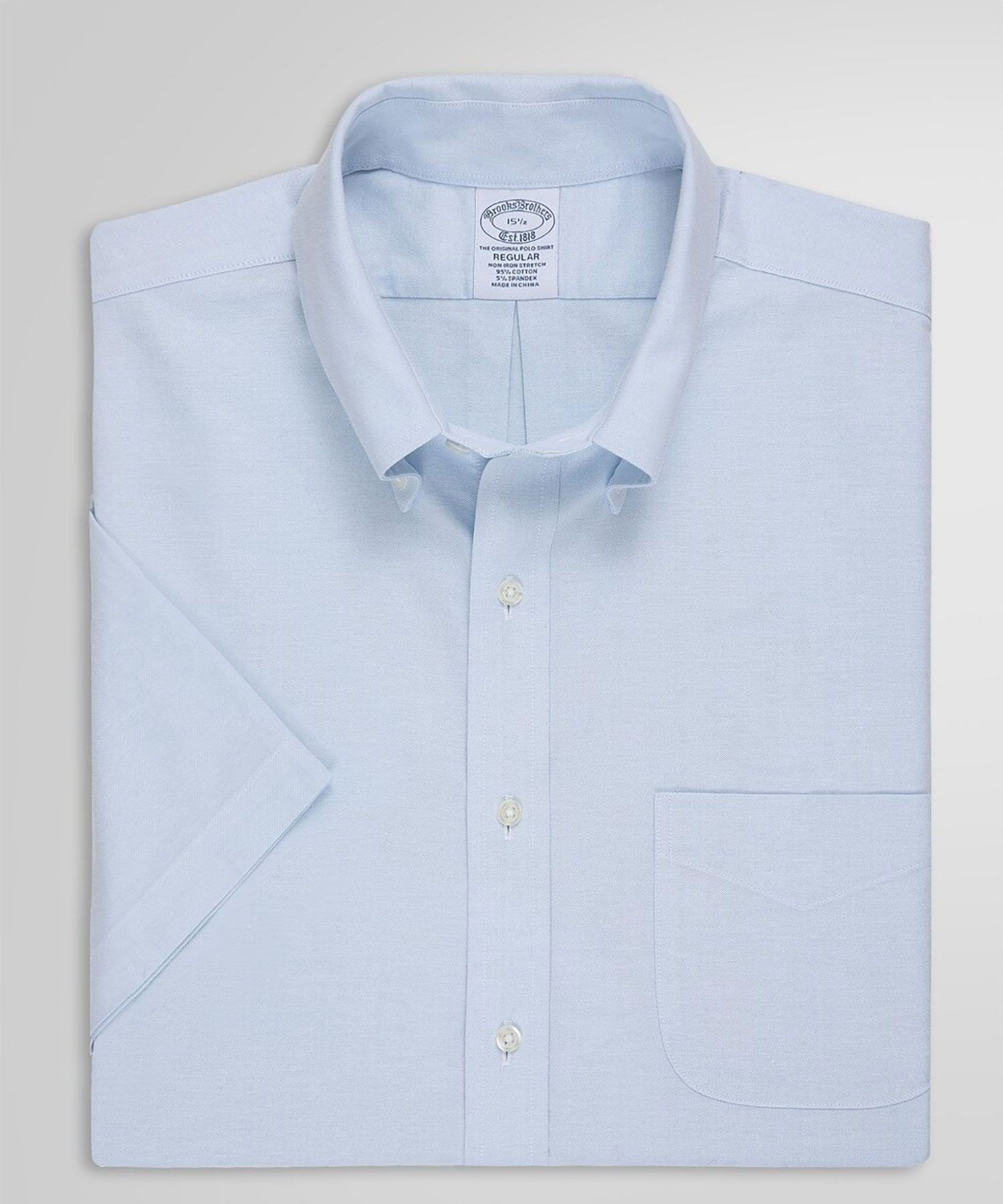 【ブルックス ブラザーズ/Brooks Brothers / MEN】のストレッチオックスフォード ショートスリーブドレスシャツ Regular Fit インテリア・キッズ・メンズ・レディースファッション・服の通販 founy(ファニー) 　ファッション　Fashion　メンズファッション　Fashion for Men　ストレッチ　Stretch, Stretchy Fabric　センター　Center, Center Line　ドレス　Dress, One-Piece　フィット　Fit, Slim Fit　プリーツ　Pleats, Pleated　ボックス　Boxy, Box Shape　ポケット　Pocket, Pocket Detail　レギュラー　Regular, Standard Fit　半袖　Short Sleeve, Half Sleeve　ライトブルー|ID: prp329100004963238 ipo3291000000037232753