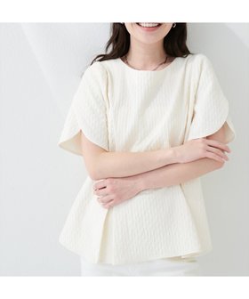 【ナチュラルクチュール/natural couture】のチューリップスリーブペプラムプルオーバー 大人の最旬トレンドファッション＆コーディネート founy(ファウニー) ファッション Fashion レディースファッション Fashion for Women トップス・カットソー Cut & Sew Tops カジュアルプルオーバー・ニットトップス Pullovers & Knit Tops / Casual Pullovers アクセサリー Fashion Accessories カーディガン Cardigan, Knitwear サンダル Sandals, Summer Shoes ジャケット Jacket, Outerwear スニーカー Sneakers, Trainers チューリップ Tube, Tube Top デニム Denim, Jeans Material フェミニン Feminine, Girly ペプラム Peplum, Flared Hem リラックス Relax, Relaxed Fit ロング Long, Long-Length ワイド Wide, Wide Fit 再入荷 Restock / Back in Stock エレガント 上品 Elegant 2026年 2026 2026春夏・S/S Spring/Summer 2026 SS26 |ID:prp329100004963871