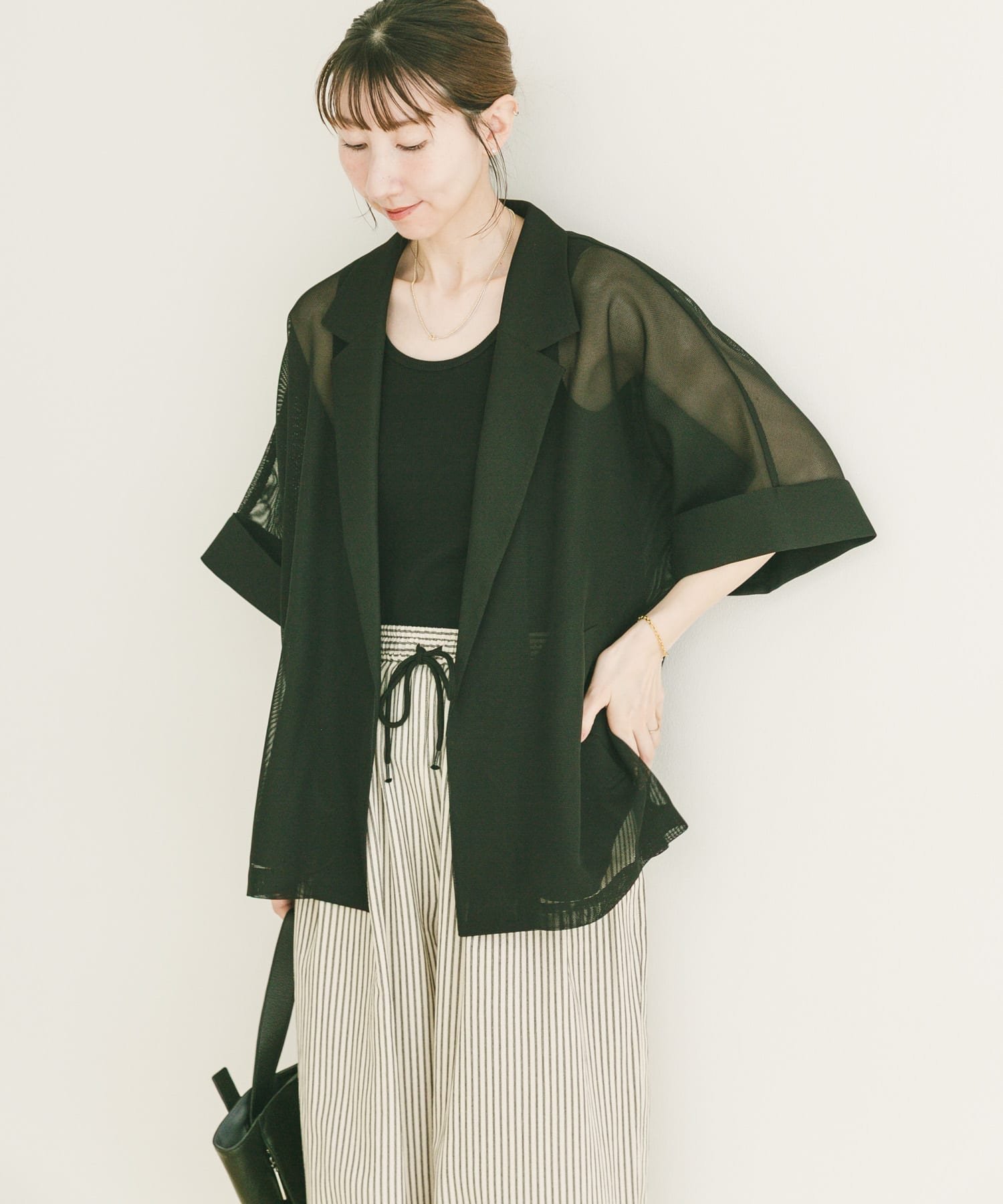 【アイテムズアーバンリサーチ/ITEMS URBAN RESEARCH】のメッシュ半袖ジャケット インテリア・キッズ・メンズ・レディースファッション・服の通販 founy(ファウニー) 　ファッション　Fashion　レディースファッション　Fashion for Women　アウター　Coat / Outerwear Collection　レディースジャケット・軽アウター　Jackets　2026年　2026　2026春夏・S/S　Spring/Summer 2026 SS26　シンプル　Simple, Minimal　ジャケット　Jacket, Outerwear　トレンド　Trend, Trending Now　ボックス　Boxy, Box Shape　メッシュ　Mesh, Net Fabric　リラックス　Relax, Relaxed Fit　半袖　Short Sleeve, Half Sleeve　夏　Summer　S/S・春夏　SS, Spring/Summer, Warm Season　ブラック|ID: prp329100004963973 ipo3291000000037247997