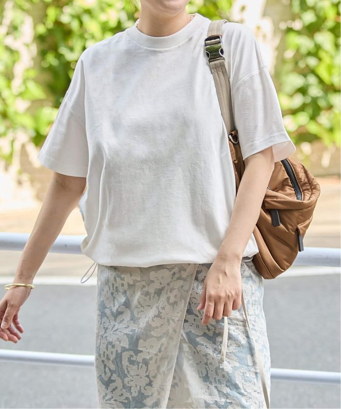 【ジャーナルスタンダード/JOURNAL STANDARD】の《追加6》シャーリングTシャツ インテリア・キッズ・メンズ・レディースファッション・服の通販 founy(ファウニー) https://founy.com/ ファッション Fashion レディースファッション Fashion for Women トップス・カットソー Cut & Sew Tops シャツ・ブラウス・オフィスカジュアル Elegant Blouses & Button-Ups ロングTシャツ・Tシャツ Longline T-Shirts & Tees 2025年 2025 2025-2026秋冬・A/W Autumn/Winter 2025–26 AW25–26 インナー Innerwear シャーリング Shirring, Ruched シンプル Simple, Minimal トレンド Trend, Trending Now ドローコード Drawcord, Drawstring Cord |ID: prp329100004967470 ipo3291000000037259585