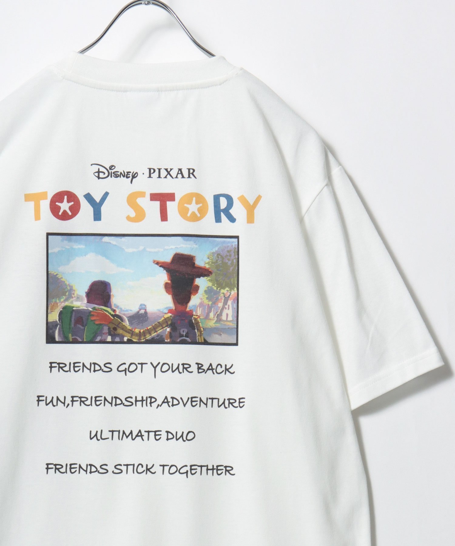 【マルカワ/MARUKAWA】のDisney ディズニー ミッキー ベイマックス トイ・ストーリー リロアンドスティッチ Tシャツ メンズ キャラクタープリント 半袖 ティーシャツ ユニセックス レディース インテリア・キッズ・メンズ・レディースファッション・服の通販 founy(ファウニー) 　ファッション　Fashion　レディースファッション　Fashion for Women　トップス・カットソー　Cut & Sew Tops　シャツ・ブラウス・オフィスカジュアル　Elegant Blouses & Button-Ups　ロングTシャツ・Tシャツ　Longline T-Shirts & Tees　インナー　Innerwear　カリフォルニア　California, Cali Style　カーゴパンツ　Cargo Pants, Utility Pants　カーディガン　Cardigan, Knitwear　キャップ　Cap, Baseball Cap　キャラクター　Character, Licensed Characters　サロペット　Overalls, Salopette　シアー　Sheer, See-Through　シフォン　Chiffon, Lightweight Fabric　ショルダー　Shoulder, Shoulder Strap　ジャケット　Jacket, Outerwear　ジーンズ　Jeans, Denim Pants　スタンダード　Standard, Basic　スニーカー　Sneakers, Trainers　スポーツ　Sports, Activewear　ダメージ　Distressed, Destroyed　チュール　Tulip, Tulip Motif　ツイード　Twill, Twill Weave　デニム　Denim, Jeans Material　トレンド　Trend, Trending Now　パーカー　Hoodie, Parka　ビッグ　Big, Oversized　ビンテージ　Vintage, Retro Style　フィット　Fit, Slim Fit　フロント　Front, Front Design　アイボリー|ID: prp329100004967503 ipo3291000000037259795