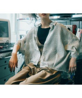 【ニコアンド/niko and】のMODE NORM CORE シアー先染めコクーンシャツ 大人の最旬トレンドファッション＆コーディネート founy(ファウニー) ファッション Fashion レディースファッション Fashion for Women トップス・カットソー Cut & Sew Tops シャツ・ブラウス・オフィスカジュアル Elegant Blouses & Button-Ups キャミソール Camisole, Spaghetti Strap Top シアー Sheer, See-Through タンク Tank Top, Sleeveless Top バランス Balance, Style Balance フォルム Silhouette, Form 別注 Limited Edition, Custom Order リラックス Relax, Relaxed Fit おすすめ Recommended / Our Picks 夏 Summer |ID:prp329100004967562