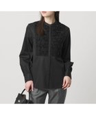 【ユナイテッドアローズ/UNITED ARROWS】のサテン エンブロイダリーフラワー シャツ ブラウス 大人の最旬トレンドファッション＆コーディネート founy(ファウニー) ファッション Fashion レディースファッション Fashion for Women トップス・カットソー Cut & Sew Tops シャツ・ブラウス・オフィスカジュアル Elegant Blouses & Button-Ups おすすめ Recommended / Our Picks インナー Innerwear オーガンジー Organza Fabric サテン Satin, Glossy Fabric ジャケット Jacket, Outerwear ドレープ Drape, Draping Fabric バイアス Bias, Diagonal Cut ヨーク Yoke, Yoke Design ワイド Wide, Wide Fit thumbnail BLACK|ID: prp329100004967660 ipo3291000000037260464