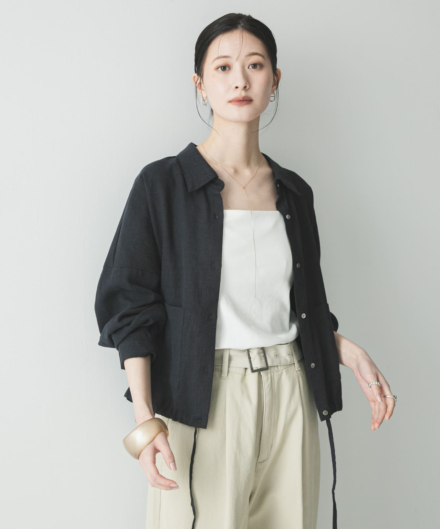 【アーバンリサーチ/URBAN RESEARCH】のラミーレーヨンワイドショートシャツ インテリア・キッズ・メンズ・レディースファッション・服の通販 founy(ファウニー) 　ファッション　Fashion　レディースファッション　Fashion for Women　トップス・カットソー　Cut & Sew Tops　シャツ・ブラウス・オフィスカジュアル　Elegant Blouses & Button-Ups　コンパクト　Compact, Small Size　シンプル　Simple, Minimal　ダブル　Double, Double-Breasted　ドローコード　Drawcord, Drawstring Cord　バランス　Balance, Style Balance　フロント　Front, Front Design　ポケット　Pocket, Pocket Detail　S/S・春夏　SS, Spring/Summer, Warm Season　夏　Summer　2026年　2026　2026春夏・S/S　Spring/Summer 2026 SS26　ネイビー|ID: prp329100004967704 ipo3291000000037260649