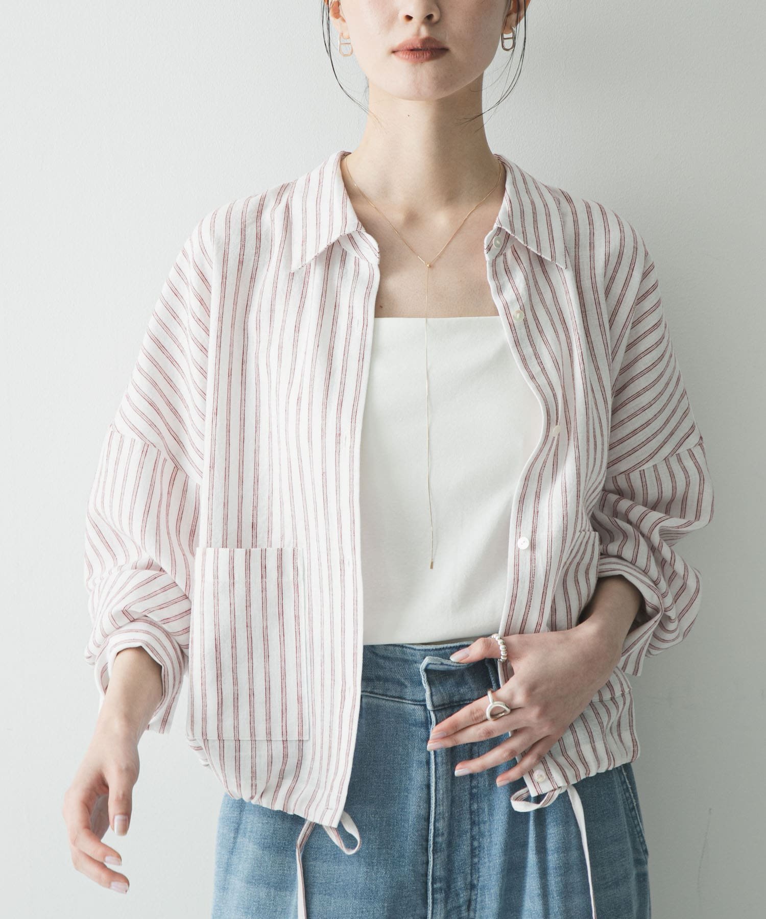 【アーバンリサーチ/URBAN RESEARCH】のラミーレーヨンワイドショートシャツ インテリア・キッズ・メンズ・レディースファッション・服の通販 founy(ファウニー) 　ファッション　Fashion　レディースファッション　Fashion for Women　トップス・カットソー　Cut & Sew Tops　シャツ・ブラウス・オフィスカジュアル　Elegant Blouses & Button-Ups　コンパクト　Compact, Small Size　シンプル　Simple, Minimal　ダブル　Double, Double-Breasted　ドローコード　Drawcord, Drawstring Cord　バランス　Balance, Style Balance　フロント　Front, Front Design　ポケット　Pocket, Pocket Detail　S/S・春夏　SS, Spring/Summer, Warm Season　夏　Summer　2026年　2026　2026春夏・S/S　Spring/Summer 2026 SS26　レッド系その他|ID: prp329100004967704 ipo3291000000037260651
