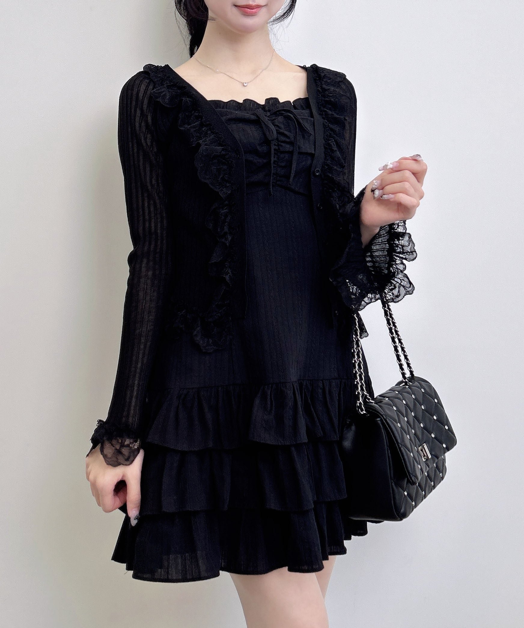 【イング/INGNI】の綿レースフリルミニキャミワンピ インテリア・キッズ・メンズ・レディースファッション・服の通販 founy(ファウニー) 　ファッション　Fashion　レディースファッション　Fashion for Women　ワンピース　Dresses　キャミソールワンピース　Camisole Dresses　イエロー　Yellow　カーディガン　Cardigan, Knitwear　ガーリー　Girly, Feminine Style　キャミワンピース　Cami Dress, Slip Dress　ギャザー　Gathered, Ruffled　デニム　Denim, Jeans Material　フェミニン　Feminine, Girly　フリル　Frill, Ruffle　フレア　Flare, Flared　おすすめ　Recommended / Our Picks　エレガント 上品　Elegant　クロ|ID: prp329100004971102 ipo3291000000037279067