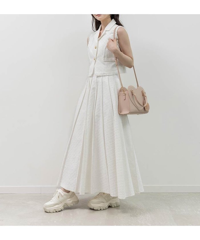 【ランダ/RANDA】のフリンジジレ プリーツスカートセットアップ インテリア・キッズ・メンズ・レディースファッション・服の通販 founy(ファウニー) https://founy.com/ ファッション Fashion レディースファッション Fashion for Women アウター Coat / Outerwear Collection セットアップ Matching Sets スカート・ミニ/ミディ/マキシ Skirts / Mini, Midi & Maxi Skirts スカート Skirts プリーツスカート / 上品フェミニンスタイル Pleated Skirts インディゴ Indigo Denim インナー Innerwear クロップド Cropped, Short Length サンダル Sandals, Summer Shoes ショート Short, Short Length セットアップ Set-Up, Coordinated Outfit デニム Denim, Jeans Material トレンド Trend, Trending Now バランス Balance, Style Balance フィット Fit, Slim Fit フェミニン Feminine, Girly フリンジ Fringe, Tassel プリーツ Pleats, Pleated 無地 Plain, Solid Color リブニット Rib Knit, Ribbed Knit おすすめ Recommended / Our Picks エレガント 上品 Elegant |ID: prp329100004971438 ipo3291000000037281135