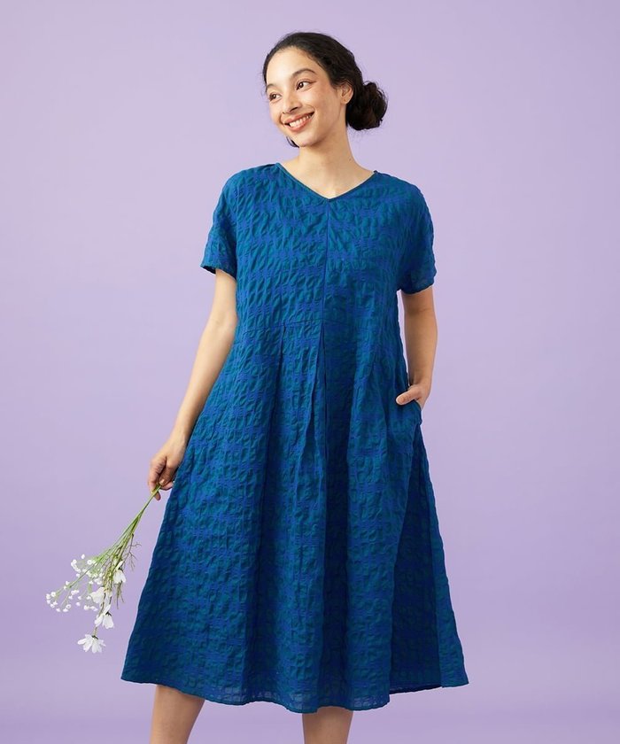 【ホコモモラ/Jocomomola】のGota リップルプリントワンピース インテリア・キッズ・メンズ・レディースファッション・服の通販 founy(ファウニー) https://founy.com/ ファッション Fashion レディースファッション Fashion for Women ワンピース Dresses 春 Spring 秋 Autumn カーディガン Cardigan, Knitwear ポケット Pocket, Pocket Detail 半袖 Short Sleeve, Half Sleeve リラックス Relax, Relaxed Fit 冬 Winter / This Winter 夏 Summer |ID: prp329100004971885 ipo3291000000037283014