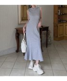 【ロイヤルパーティー/ROYAL PARTY】のラメ裏毛ラインストーンロゴカットアウトフーディーワンピース 大人の最旬トレンドファッション＆コーディネート founy(ファウニー) ファッション Fashion レディースファッション Fashion for Women ワンピース Dresses プリント Print, Printed Pattern マーメイド Mermaid, Fishtail Silhouette エレガント 上品 Elegant thumbnail ライトグレー|ID: prp329100004971986 ipo3291000000037283418
