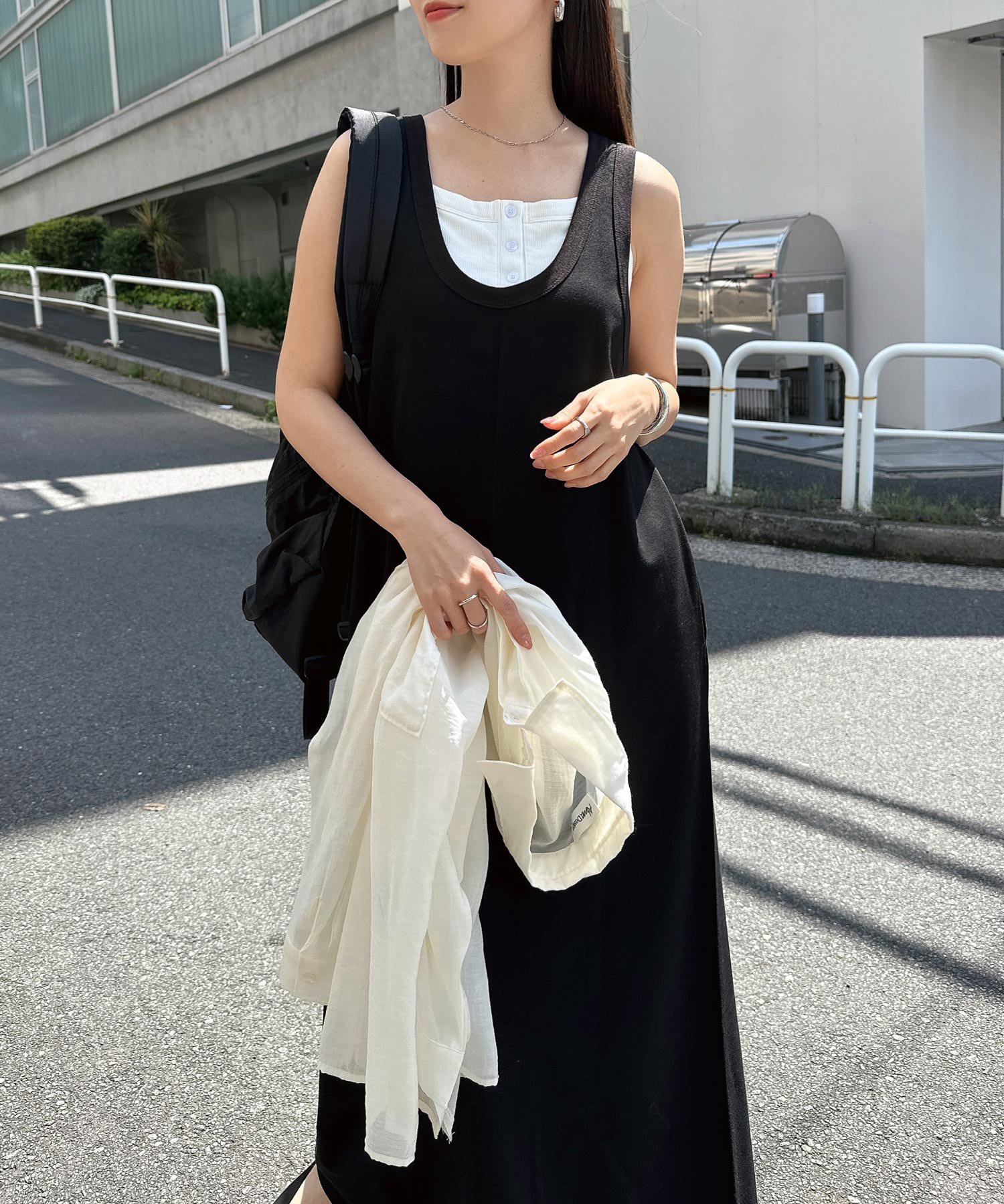 【アンドミー/andme】のノースリーブ スウェッ トロング ワンピース インテリア・キッズ・メンズ・レディースファッション・服の通販 founy(ファウニー) 　ファッション　Fashion　レディースファッション　Fashion for Women　ワンピース　Dresses　アメリカン　American Style　ショート　Short, Short Length　スウェット / スエット　Sweatshirt, Sweatwear　スリット　Slit, Slit Detail　スリーブ　Sleeve, Long Sleeve / Short Sleeve　ノースリーブ　Sleeveless, No-Sleeve　長袖　Long Sleeve, Full Sleeve　バランス　Balance, Style Balance　ポケット　Pocket, Pocket Detail　リラックス　Relax, Relaxed Fit　おすすめ　Recommended / Our Picks　ブラック|ID: prp329100004972048 ipo3291000000037283741
