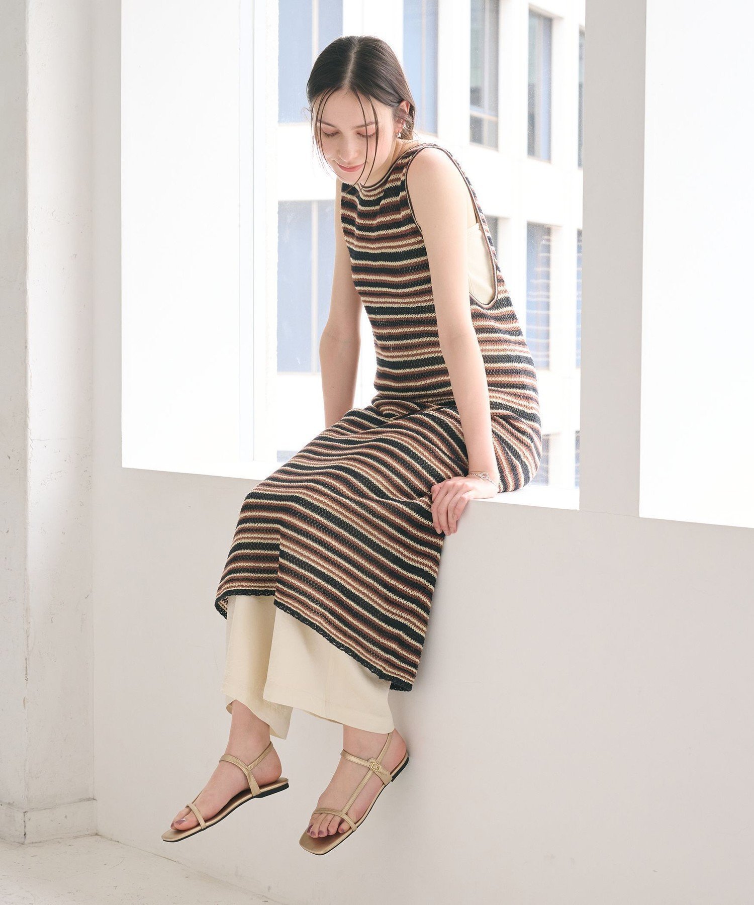 【ビューティ&ユース ユナイテッドアローズ/BEAUTY&YOUTH / UNITED ARROWS】のコットン メッシュ ボーダーワンピース インテリア・キッズ・メンズ・レディースファッション・服の通販 founy(ファウニー) 　ファッション　Fashion　レディースファッション　Fashion for Women　ワンピース　Dresses　インナー　Innerwear　キャミソール　Camisole, Spaghetti Strap Top　シンプル　Simple, Minimal　スリット　Slit, Slit Detail　透かし　Cut-Out, Lacework　ダメージ　Distressed, Destroyed　デニム　Denim, Jeans Material　ノースリーブ　Sleeveless, No-Sleeve　ボトム　Bottoms, Lower Wear　ボーダー　Border, Stripe　メッシュ　Mesh, Net Fabric　おすすめ　Recommended / Our Picks　夏　Summer　BLACK|ID: prp329100004972057 ipo3291000000037283783