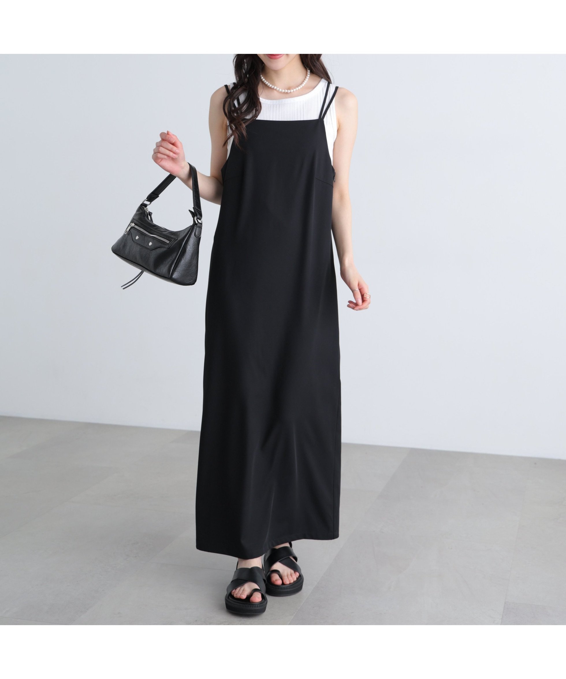 【フリーズマート/FREE'S MART】の2ストラップナローキャミワンピース インテリア・キッズ・メンズ・レディースファッション・服の通販 founy(ファウニー) 　ファッション　Fashion　レディースファッション　Fashion for Women　ワンピース　Dresses　キャミソールワンピース　Camisole Dresses　とろみ　Fluid, Flowy Fabric　インナー　Innerwear　カーディガン　Cardigan, Knitwear　キャミワンピース　Cami Dress, Slip Dress　シェイプ　Shape, Slim Fit　ラップ　Wrap, Wrap Design　エレガント 上品　Elegant　ブラック|ID: prp329100004972204 ipo3291000000037284426