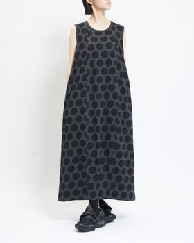 【ゴム/gomme】のドットロングワンピース 大人の最旬トレンドファッション＆コーディネート founy(ファウニー) ファッション Fashion レディースファッション Fashion for Women ワンピース Dresses カーディガン Cardigan, Knitwear サンダル Sandals, Summer Shoes ドット Polka Dot, Dot Pattern ポケット Pocket, Pocket Detail 切替 Switching, Contrast Panel 夏 Summer |ID:prp329100004972474