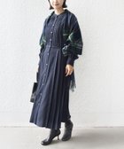 【シップス/SHIPS】の手洗い可能 ドット / 花柄 バンドカラー サイド プリーツ ワンピース 大人の最旬トレンドファッション＆コーディネート founy(ファウニー) ファッション Fashion レディースファッション Fashion for Women ワンピース Dresses ギャザー Gathered, Ruffled ストーン Stone, Gem-Like スニーカー Sneakers, Trainers ドット Polka Dot, Dot Pattern ブラウジング Blouson Silhouette, Cinched Waist プリント Print, Printed Pattern プリーツ Pleats, Pleated ペチコート Petticoat, Underskirt ポケット Pocket, Pocket Detail 無地 Plain, Solid Color ラベンダー Lavender おすすめ Recommended / Our Picks エレガント 上品 Elegant 2026年 2026 2026春夏・S/S Spring/Summer 2026 SS26 thumbnail ネイビー|ID: prp329100004972815 ipo3291000000037287187