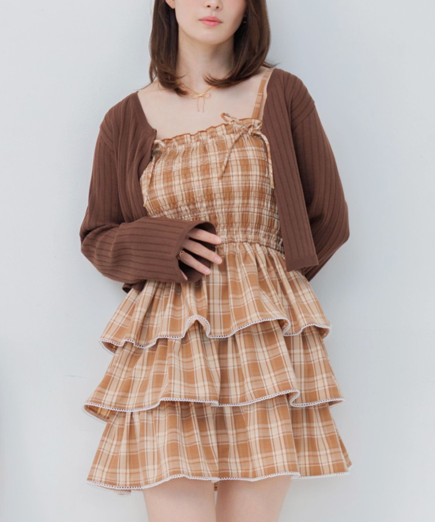 【レトロガール/RETRO GIRL】の【セットアイテム】ティアードミニOP カーデSET インテリア・キッズ・メンズ・レディースファッション・服の通販 founy(ファウニー) 　ファッション　Fashion　レディースファッション　Fashion for Women　セットアップ　Matching Sets　カーディガン　Cardigan, Knitwear　キャミワンピース　Cami Dress, Slip Dress　シンプル　Simple, Minimal　チェック　Check, Plaid, Tartan　ティアード　Tiered, Tiered Style　春　Spring　ブラウン|ID: prp329100004973157 ipo3291000000037288895