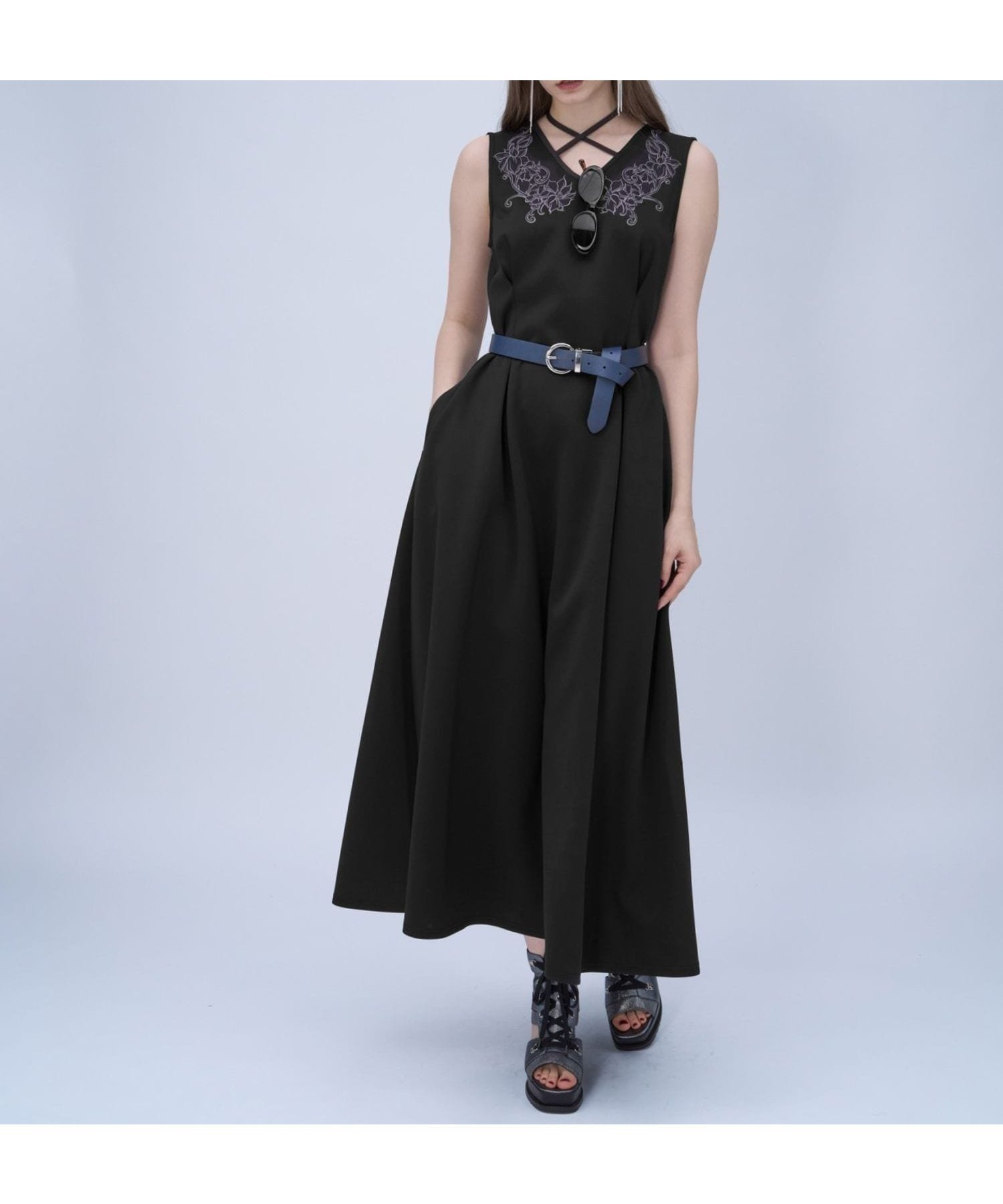 【ハレ/HARE】のシシュウデザインワンピース 大人の最旬トレンドファッション＆コーディネート founy(ファウニー) 　ファッション　Fashion　レディースファッション　Fashion for Women　ワンピース　Dresses　ウェーブ　Wavy Pattern　カットソー　Cut and Sewn Top　カーディガン　Cardigan, Knitwear　ショート　Short, Short Length　ジャケット　Jacket, Outerwear　ストレート　Straight, Straight Cut　ノースリーブ　Sleeveless, No-Sleeve　パール　Pearl, Pearl Accent　ビジュー　Bijou, Jewel-like Accent　フラワー　Flower, Floral　メッシュ　Mesh, Net Fabric　リラックス　Relax, Relaxed Fit　おすすめ　Recommended / Our Picks　エレガント 上品　Elegant　 other-1|ID: prp329100004973158 ipo3291000000037288902