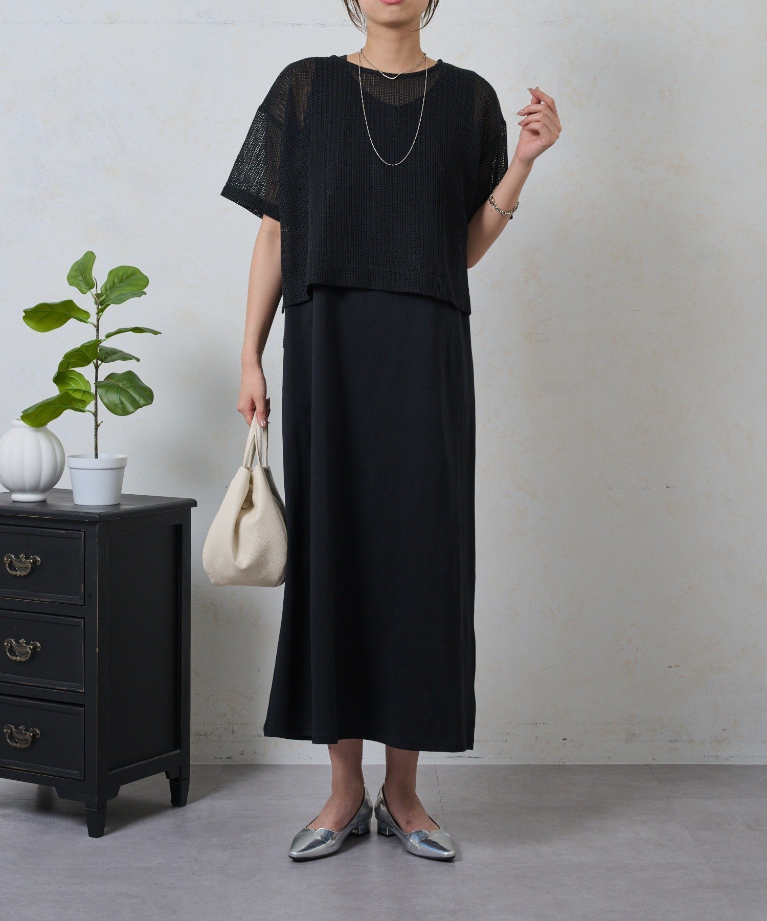 【ジェナ エスパス メルヴェイユ/Jena espace merveilleux】のメッシュセットワンピ インテリア・キッズ・メンズ・レディースファッション・服の通販 founy(ファウニー) 　ファッション　Fashion　レディースファッション　Fashion for Women　ワンピース　Dresses　キャミソール　Camisole, Spaghetti Strap Top　シンプル　Simple, Minimal　スマート　Smart, Elegant　タンク　Tank Top, Sleeveless Top　トレンド　Trend, Trending Now　メッシュ　Mesh, Net Fabric　ロング　Long, Long-Length　再入荷　Restock / Back in Stock　おすすめ　Recommended / Our Picks　エレガント 上品　Elegant　ブラック|ID: prp329100004973168 ipo3291000000037289003