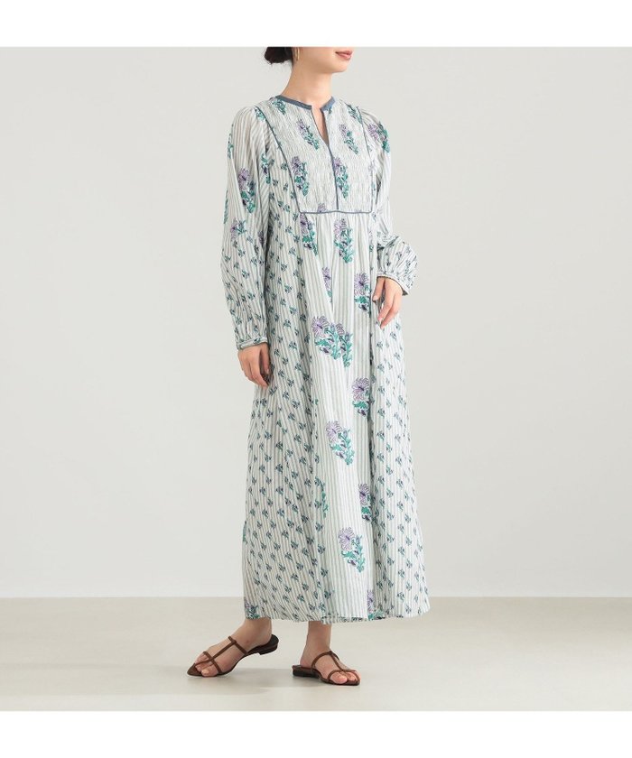 【デミルクス ビームス/Demi-Luxe BEAMS】の【5/16 9 59まで+10%ポイントバック中!】ne Quittez pas / コットンジャカード リリープリント シャーリング ワンピース 26SS インテリア・キッズ・メンズ・レディースファッション・服の通販 founy(ファウニー) https://founy.com/ ファッション Fashion レディースファッション Fashion for Women ワンピース Dresses アクセサリー Fashion Accessories インド Indian Textile ギャザー Gathered, Ruffled サンダル Sandals, Summer Shoes シャーリング Shirring, Ruched ジャカード／ジャガード Jacquard, Woven Pattern ドローコード Drawcord, Drawstring Cord フェミニン Feminine, Girly フラット Flat, Flat Shoes フリンジ Fringe, Tassel プリント Print, Printed Pattern モダン Modern, Contemporary リゾート Resort, Vacation Style リラックス Relax, Relaxed Fit ロング Long, Long-Length エレガント 上品 Elegant 2026年 2026 2026春夏・S/S Spring/Summer 2026 SS26 |ID: prp329100004973208 ipo3291000000037289190