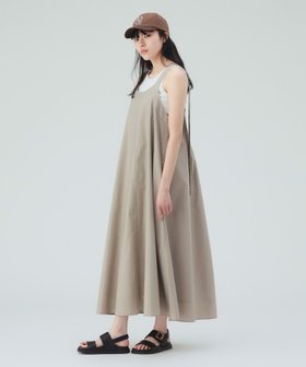 【ビームス ハート/BEAMS HEART】のDカン ロングワンピース 26SS ウォッシャブル 旅行 大人の最旬トレンドファッション＆コーディネート founy(ファウニー) ファッション Fashion レディースファッション Fashion for Women ワンピース Dresses アンティーク Antique-Inspired インナー Innerwear ウォッシャブル Machine Washable サンダル Sandals, Summer Shoes タンク Tank Top, Sleeveless Top 人気 Popular, Best Seller バランス Balance, Style Balance ポケット Pocket, Pocket Detail ロング Long, Long-Length 旅行 Travel 2026年 2026 2026春夏・S/S Spring/Summer 2026 SS26 |ID:prp329100004973366