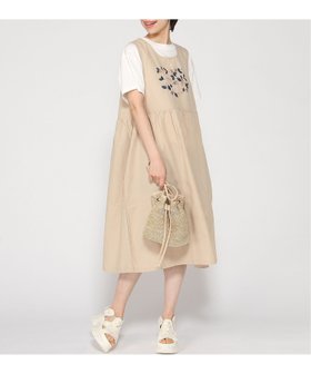 【クラウドナイン/cloudnine】のcloudnine/刺繍入りギャザーワンピースエプロン ナチュラルカラー ジャンスカ ノースリーブワンピース 大人の最旬トレンドファッション＆コーディネート founy(ファウニー) ファッション Fashion レディースファッション Fashion for Women ワンピース Dresses エンブロイダリー Embroidery Design ギャザー Gathered, Ruffled ノースリーブ Sleeveless, No-Sleeve リラックス Relax, Relaxed Fit エレガント 上品 Elegant |ID:prp329100004973425