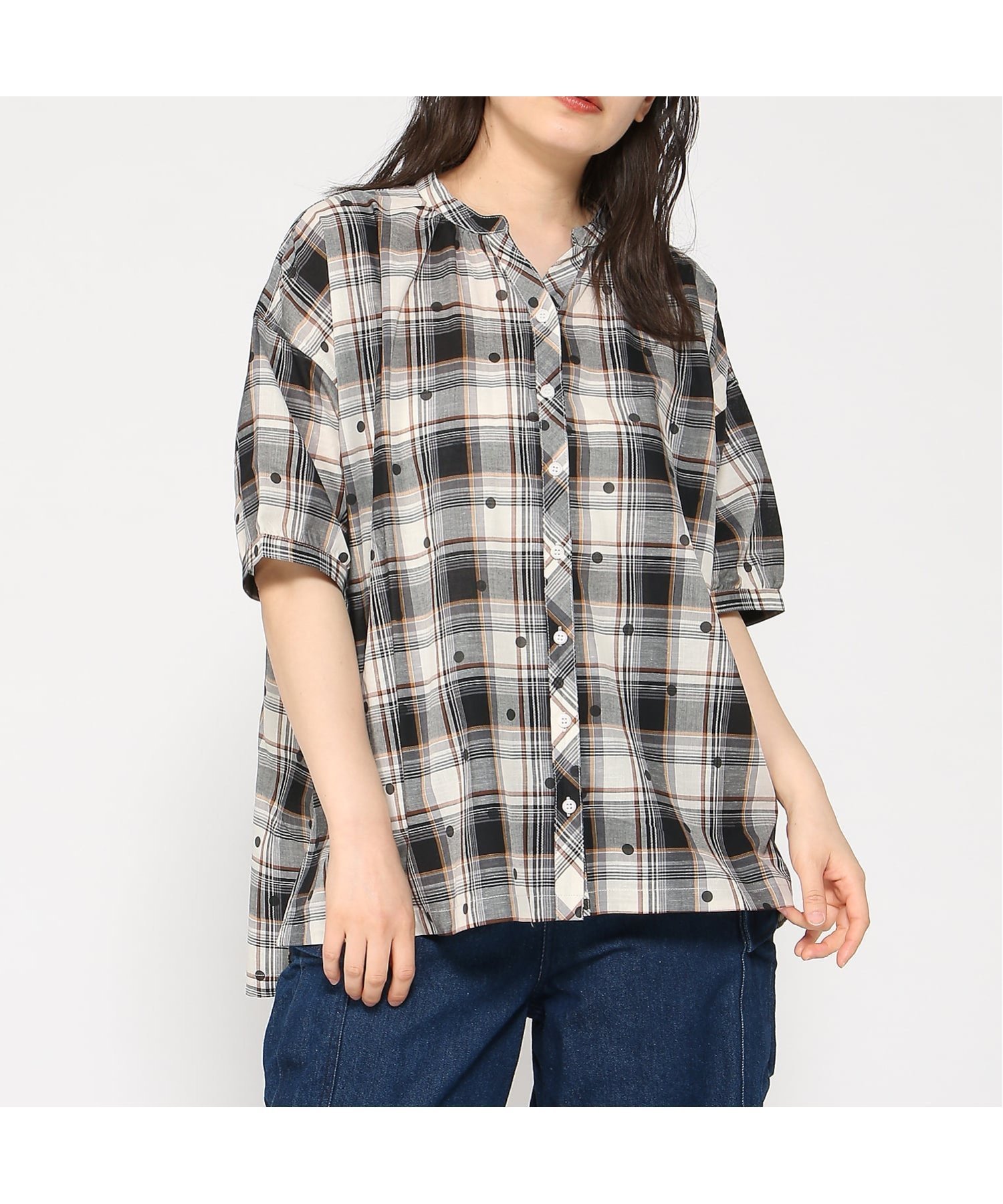 【クラウドナイン/cloudnine】のcloudnine/【2026 新作】ジャカードチェック×ドット柄チュニック 5分袖前開きスキッパー 前後差付 体型カバー インテリア・キッズ・メンズ・レディースファッション・服の通販 founy(ファウニー) 　ファッション　Fashion　レディースファッション　Fashion for Women　トップス・カットソー　Cut & Sew Tops　イエロー　Yellow　ジャカード／ジャガード　Jacquard, Woven Pattern　スキッパー　Skipper, Open Collar　チェック　Check, Plaid, Tartan　チュニック　Tunic, Long Top　ドット　Polka Dot, Dot Pattern　プリント　Print, Printed Pattern　07 ブラック|ID: prp329100004973451 ipo3291000000037290159