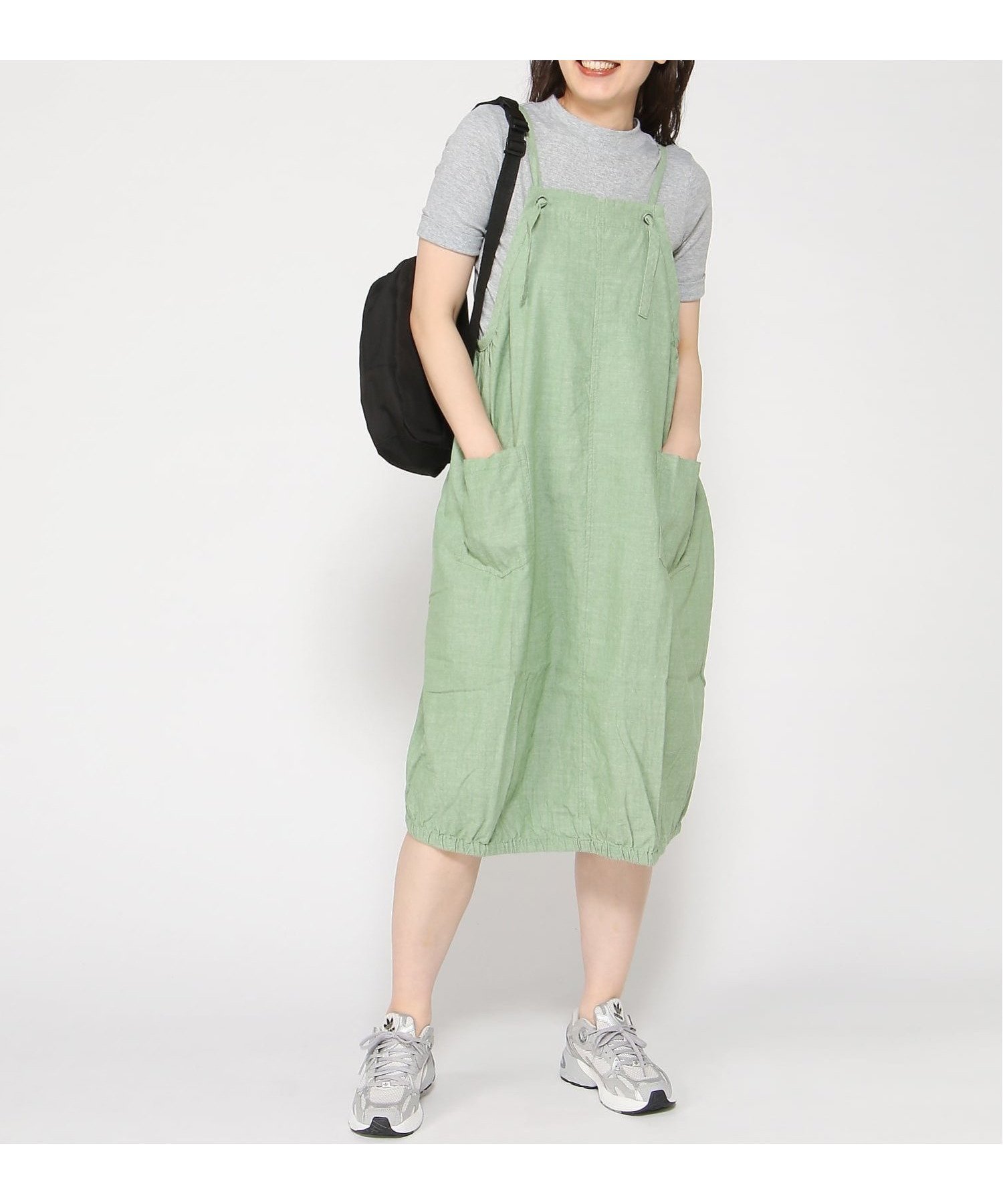 【クラウドナイン/cloudnine】のcloudnine/累計9万枚突破 ワンピースとしても クラウドナインの定番 バルーンワンピースエプロン インテリア・キッズ・メンズ・レディースファッション・服の通販 founy(ファウニー) 　ファッション　Fashion　レディースファッション　Fashion for Women　ワンピース　Dresses　お家時間・ステイホーム　Stay Home / At Home　インディゴ　Indigo Denim　キャミソール　Camisole, Spaghetti Strap Top　デニム　Denim, Jeans Material　ワーク　Workwear, Utility Style　定番　Standard, Basic Item　70 グリーン (カラーデニム)|ID: prp329100004973459 ipo3291000000037290189