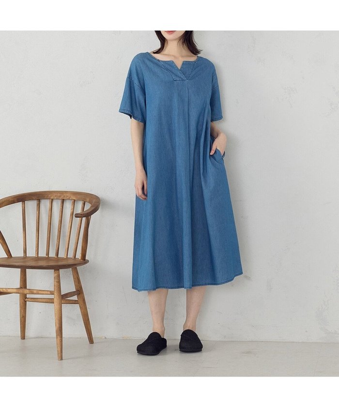 【コムサイズム/COMME CA ISM】のデニム 半袖アッパッパ インテリア・キッズ・メンズ・レディースファッション・服の通販 founy(ファウニー) https://founy.com/ ファッション Fashion レディースファッション Fashion for Women トップス・カットソー Cut & Sew Tops インディゴ Indigo Denim スリット Slit, Slit Detail デニム Denim, Jeans Material ポケット Pocket, Pocket Detail 半袖 Short Sleeve, Half Sleeve ワンポイント One Point, Statement Accent |ID: prp329100004973477 ipo3291000000037290260