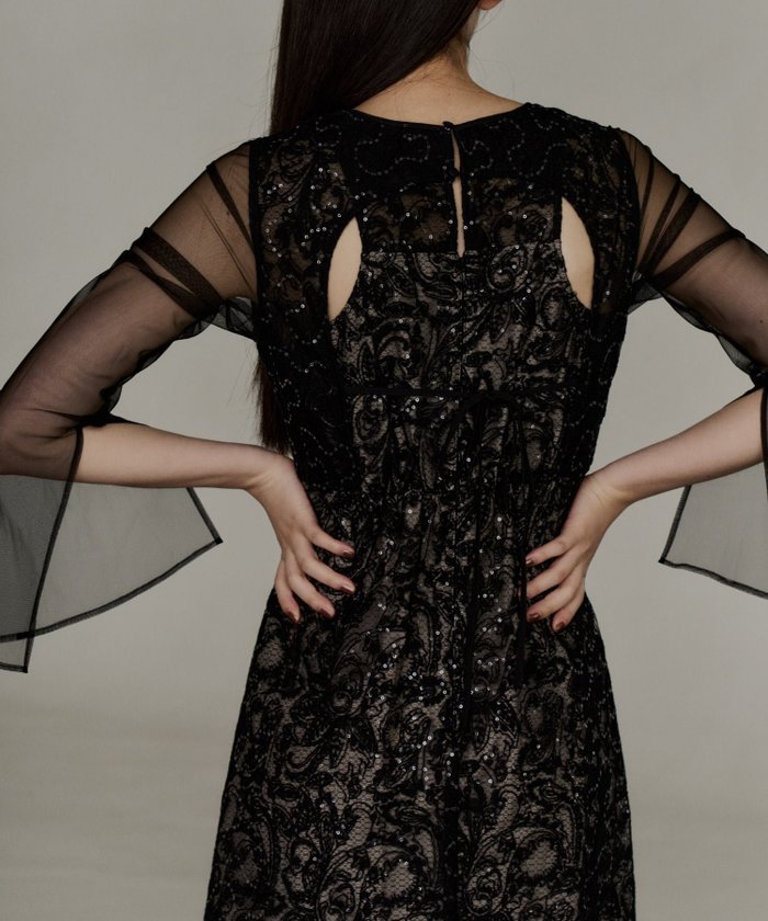 【アンドレスド/ANDRESD】の結婚式・二次会対応 刺繍バックデザインドレス インテリア・キッズ・メンズ・レディースファッション・服の通販 founy(ファウニー) https://founy.com/ ファッション Fashion レディースファッション Fashion for Women ワンピース Dresses フォーマル・パーティードレス・結婚式用ドレス Elegant & Casual Dresses バッグ Bags ウェーブ Wavy Pattern エレガント 上品 Elegant カッティング Cutting Detail 切替 Switching, Contrast Panel スパンコール Sequins, Sequin Embellishment スリット Slit, Slit Detail スリーブ Sleeve, Long Sleeve / Short Sleeve チュール Tulip, Tulip Motif ドレス Dress, One-Piece フレア Flare, Flared フロント Front, Front Design リボン Ribbon, Bow リーフ Leaf, Botanical Leaf おすすめ Recommended / Our Picks セレモニー Ceremony 結婚式 Wedding 披露宴 Wedding Reception 二次会 After Party |ID: prp329100004973884 ipo3291000000037356308
