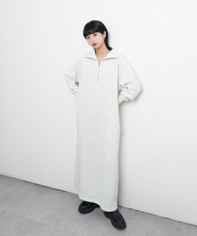 【チルファー/Chillfar】のハーフジップスウェットワンピース 大人の最旬トレンドファッション＆コーディネート founy(ファウニー) ファッション Fashion レディースファッション Fashion for Women ワンピース Dresses シンプル Simple, Minimal スタンド Stand Collar, Upright Stand スニーカー Sneakers, Trainers スリット Slit, Slit Detail ハーフ Half, Half-Length フロント Front, Front Design ポケット Pocket, Pocket Detail ロング Long, Long-Length 冬 Winter / This Winter 再入荷 Restock / Back in Stock |ID:prp329100004973906