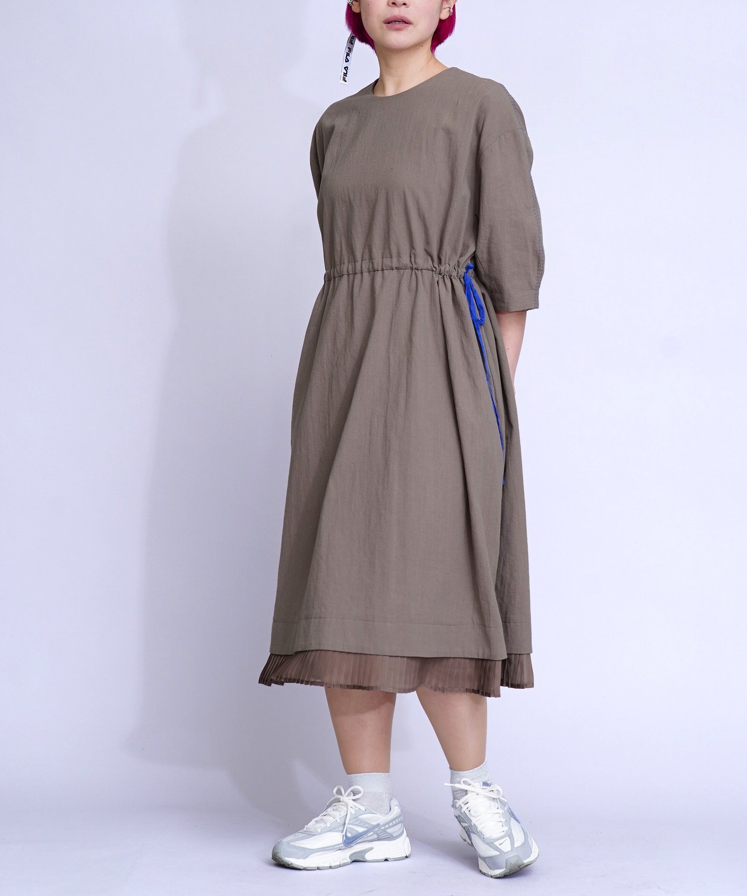 【ミーテ/miite】の綿麻レーヨンバイカラーベルトワンピース インテリア・キッズ・メンズ・レディースファッション・服の通販 founy(ファウニー) 　ファッション　Fashion　レディースファッション　Fashion for Women　ワンピース　Dresses　ベルト&ウエストマーク　Belts & Waist Accessories　イタリア　Italy　春　Spring　プリーツ　Pleats, Pleated　リラックス　Relax, Relaxed Fit　ワーク　Workwear, Utility Style　S/S・春夏　SS, Spring/Summer, Warm Season　おすすめ　Recommended / Our Picks　夏　Summer　エレガント 上品　Elegant　カーキ|ID: prp329100004974005 ipo3291000000037292264