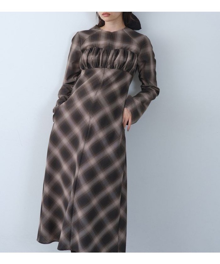 【その他のブランド/Other】のshadow check femi dress インテリア・キッズ・メンズ・レディースファッション・服の通販 founy(ファウニー) https://founy.com/ ファッション Fashion レディースファッション Fashion for Women ワンピース Dresses フォーマル・パーティードレス・結婚式用ドレス Elegant & Casual Dresses カッティング Cutting Detail シェイプ Shape, Slim Fit スマート Smart, Elegant チェック Check, Plaid, Tartan トレンド Trend, Trending Now ビスチェ Bustier, Corset Top フェミニン Feminine, Girly ロング Long, Long-Length ローファー Loafers, Slip-On Shoes おすすめ Recommended / Our Picks |ID: prp329100004974219 ipo3291000000037292987