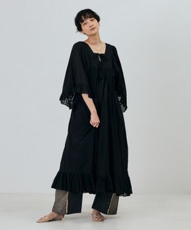 【フリークスストア/FREAK'S STORE】のインド スクエアネック フリルドレス 大人の最旬トレンドファッション＆コーディネート founy(ファウニー) ファッション Fashion レディースファッション Fashion for Women ワンピース Dresses フォーマル・パーティードレス・結婚式用ドレス Elegant & Casual Dresses 2026年 2026 2026春夏・S/S Spring/Summer 2026 SS26 おすすめ Recommended / Our Picks インド Indian Textile インナー Innerwear ギャザー Gathered, Ruffled コレクション Collection, Seasonal Line スウェット / スエット Sweatshirt, Sweatwear スクエア Square, Square Shape ドレス Dress, One-Piece フリル Frill, Ruffle リボン Ribbon, Bow 再入荷 Restock / Back in Stock 夏 Summer S/S・春夏 SS, Spring/Summer, Warm Season |ID:prp329100004974262