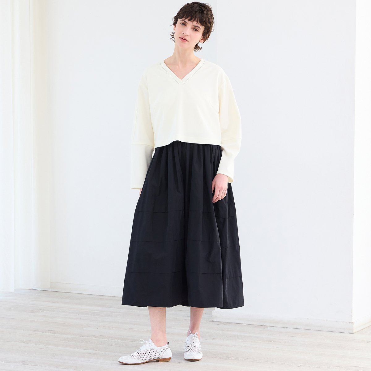 【リズム/R-ISM】の【洗える】ニット*タフタコンビワンピース 大人の最旬トレンドファッション＆コーディネート founy(ファウニー) 　ファッション　Fashion　レディースファッション　Fashion for Women　ワンピース　Dresses　エレガント 上品　Elegant　洗える　Machine Washable　カットソー　Cut and Sewn Top　コンパクト　Compact, Small Size　サンダル　Sandals, Summer Shoes　シンプル　Simple, Minimal　ジョーゼット　Georgette, Semi-Sheer Fabric　ストレッチ　Stretch, Stretchy Fabric　タフタ　Taffeta, Structured Fabric　ドッキング　Docking, Mixed Material　バランス　Balance, Style Balance　フィット　Fit, Slim Fit　フェミニン　Feminine, Girly　ブルゾン　Blouson, Bomber Jacket　ポケット　Pocket, Pocket Detail　おすすめ　Recommended / Our Picks　 other-1|ID: prp329100004974333 ipo3291000000037293392