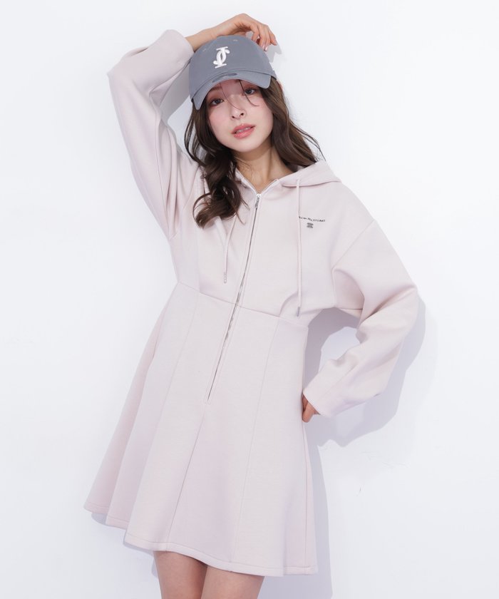【ジルバイジルスチュアート/JILL by JILLSTUART】のダイバーフーディーミニワンピース インテリア・キッズ・メンズ・レディースファッション・服の通販 founy(ファウニー) https://founy.com/ ファッション Fashion レディースファッション Fashion for Women ワンピース Dresses スニーカー Sneakers, Trainers スマート Smart, Elegant |ID: prp329100004974434 ipo3291000000037293735