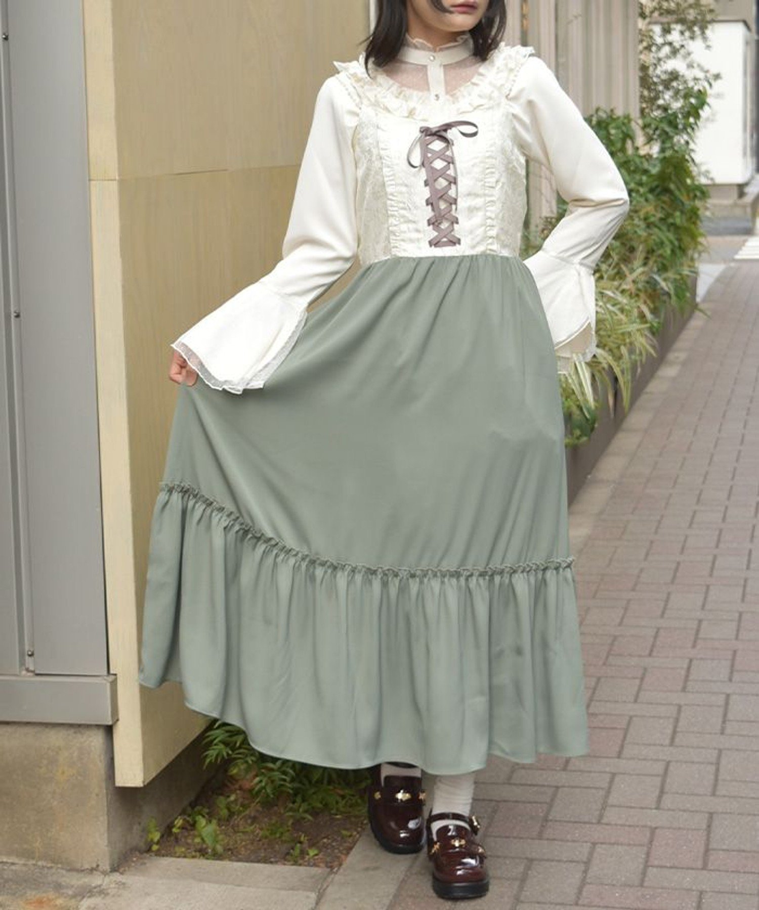【アクシーズファム/axes femme】のジャカード切替キャミワンピース 大人の最旬トレンドファッション＆コーディネート founy(ファウニー) 　ファッション　Fashion　レディースファッション　Fashion for Women　ワンピース　Dresses　キャミソールワンピース　Camisole Dresses　おすすめ　Recommended / Our Picks　キャミ　Camisole, Cami Top　キャミワンピース　Cami Dress, Slip Dress　クラシカル　Classical, Vintage-Inspired　ジャカード／ジャガード　Jacquard, Woven Pattern　ジャケット　Jacket, Outerwear　ジョーゼット　Georgette, Semi-Sheer Fabric　チェーン　Chain, Chain Strap　パール　Pearl, Pearl Accent　フラワー　Flower, Floral　レース　Lace, Lace Fabric　切替　Switching, Contrast Panel　 other-1|ID: prp329100004974471 ipo3291000000037293864