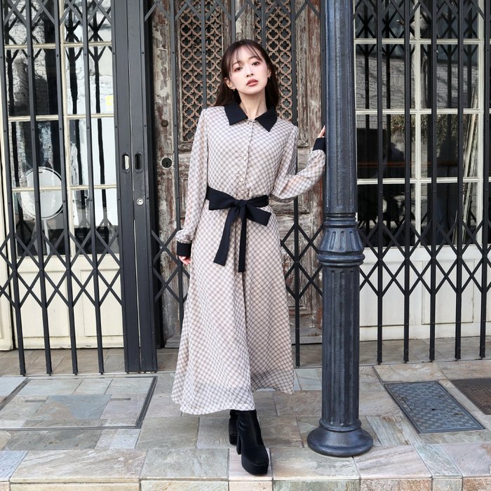 【セシルマクビー/CECIL McBEE】のバイアス柄クレリックシャツワンピース インテリア・キッズ・メンズ・レディースファッション・服の通販 founy(ファウニー) https://founy.com/ ファッション Fashion レディースファッション Fashion for Women ワンピース Dresses シャツワンピース / 1枚で着映えコーデ Shirt Dresses ガーリー Girly, Feminine Style クラシカル Classical, Vintage-Inspired サンダル Sandals, Summer Shoes ショート Short, Short Length バイアス Bias, Diagonal Cut リボン Ribbon, Bow |ID: prp329100004974511 ipo3291000000037293998