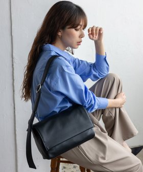 【ヴィータフェリーチェ/VitaFelice】のワンショルダーボディバッグ ショルダーバッグ レディース 斜めがけ 大人の最旬トレンドファッション＆コーディネート founy(ファウニー) ファッション Fashion レディースファッション Fashion for Women ショルダー Shoulder, Shoulder Strap フェイクレザー Faux Leather, PU Leather フラップ Flap, Flap Pocket ポケット Pocket, Pocket Detail マグネット Magnet, Magnetic Closure エレガント 上品 Elegant 財布 Wallet, Purse ビジネス 仕事 通勤 Business / Work / Commuting |ID:prp329100004974545