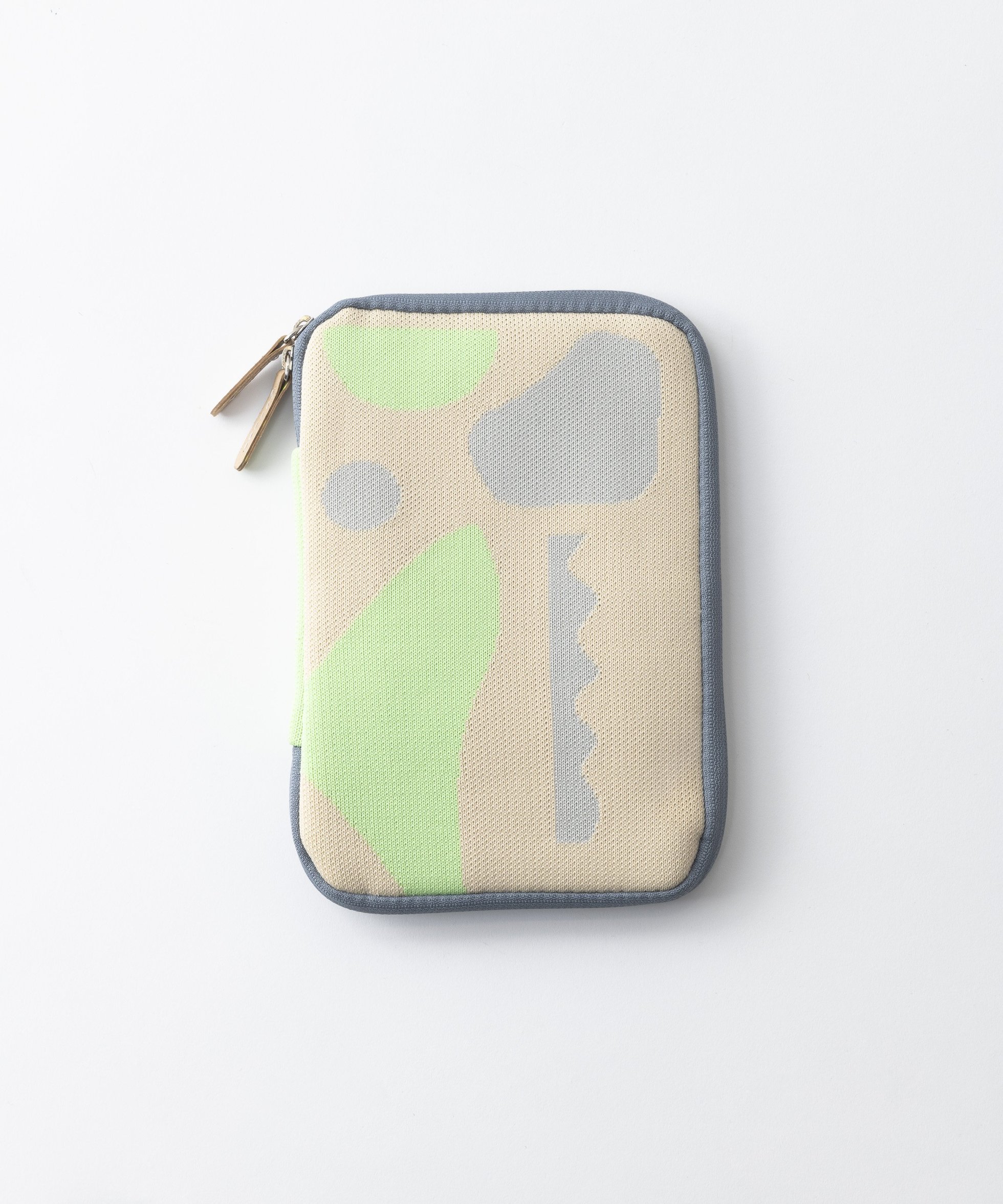 【トリコテ/Tricote / KIDS】のMCH HAND BOOK CASE S インテリア・キッズ・メンズ・レディースファッション・服の通販 founy(ファウニー) 　ファッション　Fashion　キッズファッション　Fashion for Kids　コンパクト　Compact, Small Size　ポケット　Pocket, Pocket Detail　手帳　Planner, Notebook　69SILHOUETTE|ID: prp329100004974684 ipo3291000000037294873