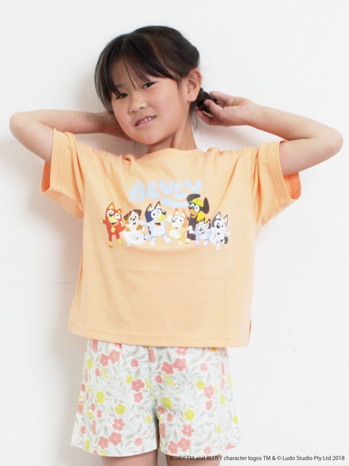 【サマンサモスモス/Samansa Mos2 / KIDS】の【ブルーイ】プリントTシャツ インテリア・キッズ・メンズ・レディースファッション・服の通販 founy(ファウニー) https://founy.com/ ファッション Fashion キッズファッション Fashion for Kids プリント Print, Printed Pattern |ID: prp329100004974831 ipo3291000000037295443