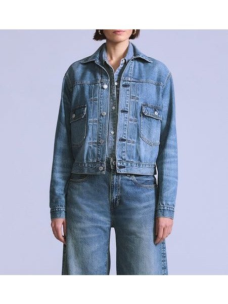 【リーバイス/Levis】のBLUETAB(TM) TYPEII トラッカージャケット 大人の最旬トレンドファッション＆コーディネート founy(ファウニー) 　ファッション　Fashion　レディースファッション　Fashion for Women　アウター　Coat / Outerwear Collection　レディースジャケット・軽アウター　Jackets　コレクション　Collection, Seasonal Line　シャンブレー　Chambray, Denim-Like Fabric　デニム　Denim, Jeans Material　ネップ　Nepp, Slub Yarn　プレミアム　Premium, High-End　モダン　Modern, Contemporary　ワーク　Workwear, Utility Style　軽量　Lightweight, Ultra Light　 other-1|ID: prp329100004974901 ipo3291000000037295741