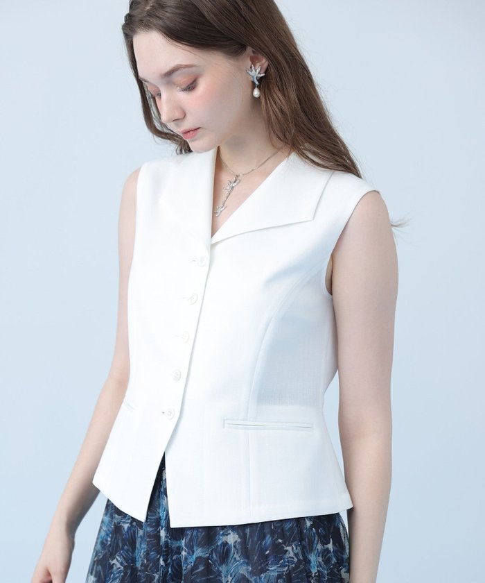 【アナイ/ANAYI】のドライスラブ衿付きジレ セットアップ対応商品 インテリア・キッズ・メンズ・レディースファッション・服の通販 founy(ファウニー) https://founy.com/ ファッション Fashion レディースファッション Fashion for Women アウター Coat / Outerwear Collection トップス・カットソー Cut & Sew Tops ベスト&ジレ / 重ね着スタイル Vests & Gilets コレクション Collection, Seasonal Line サマー Summer, Summer Style スマート Smart, Elegant セットアップ Set-Up, Coordinated Outfit ハーフ Half, Half-Length バランス Balance, Style Balance フロント Front, Front Design ペプラム Peplum, Flared Hem S/S・春夏 SS, Spring/Summer, Warm Season 再入荷 Restock / Back in Stock おすすめ Recommended / Our Picks 夏 Summer エレガント 上品 Elegant |ID: prp329100004974923 ipo3291000000037295839